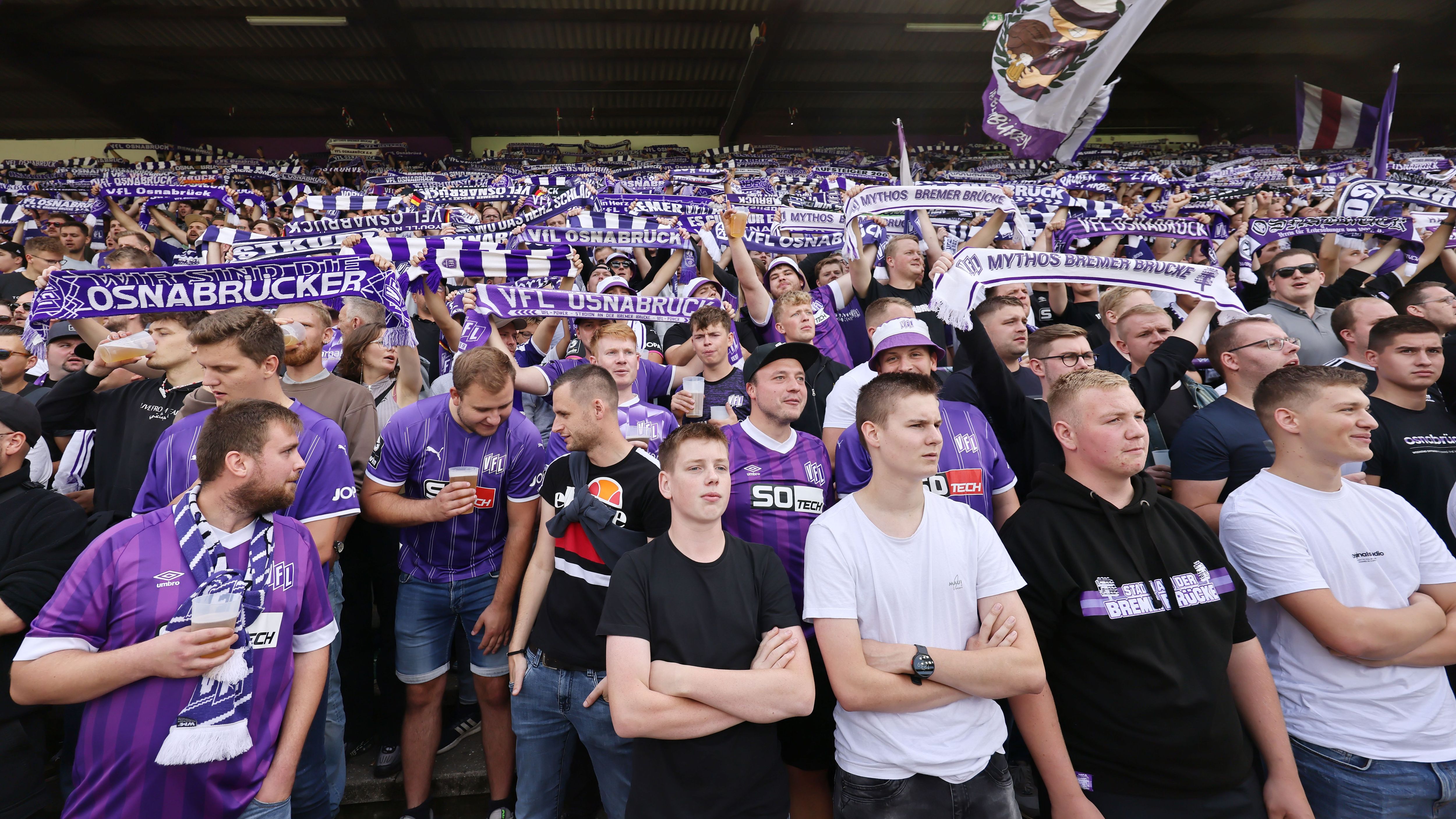 <strong>VfL Osnabrück - Karlsruher SC</strong><br>15.741 - Bremer Brücke (Osnabrück)