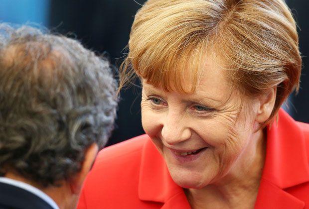 
                <strong>Angela Merkel</strong><br>
                Auch Bundeskanzlerin Angela Merkel ist extra nach Rio de Janeiro gereist, um die deutsche Mannschaft zu unterstützen.
              