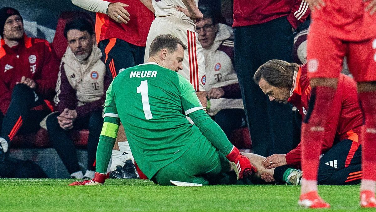 05.03.2025, FC Bayern München vs. Bayer Leverkusen, UEFA Champions League, Achtelfinale-Hinspiel Verletzung Manuel Neuer (FC Bayern Muenchen, 1) *** 05 03 2025, FC Bayern München vs Bayer Leverkuse...