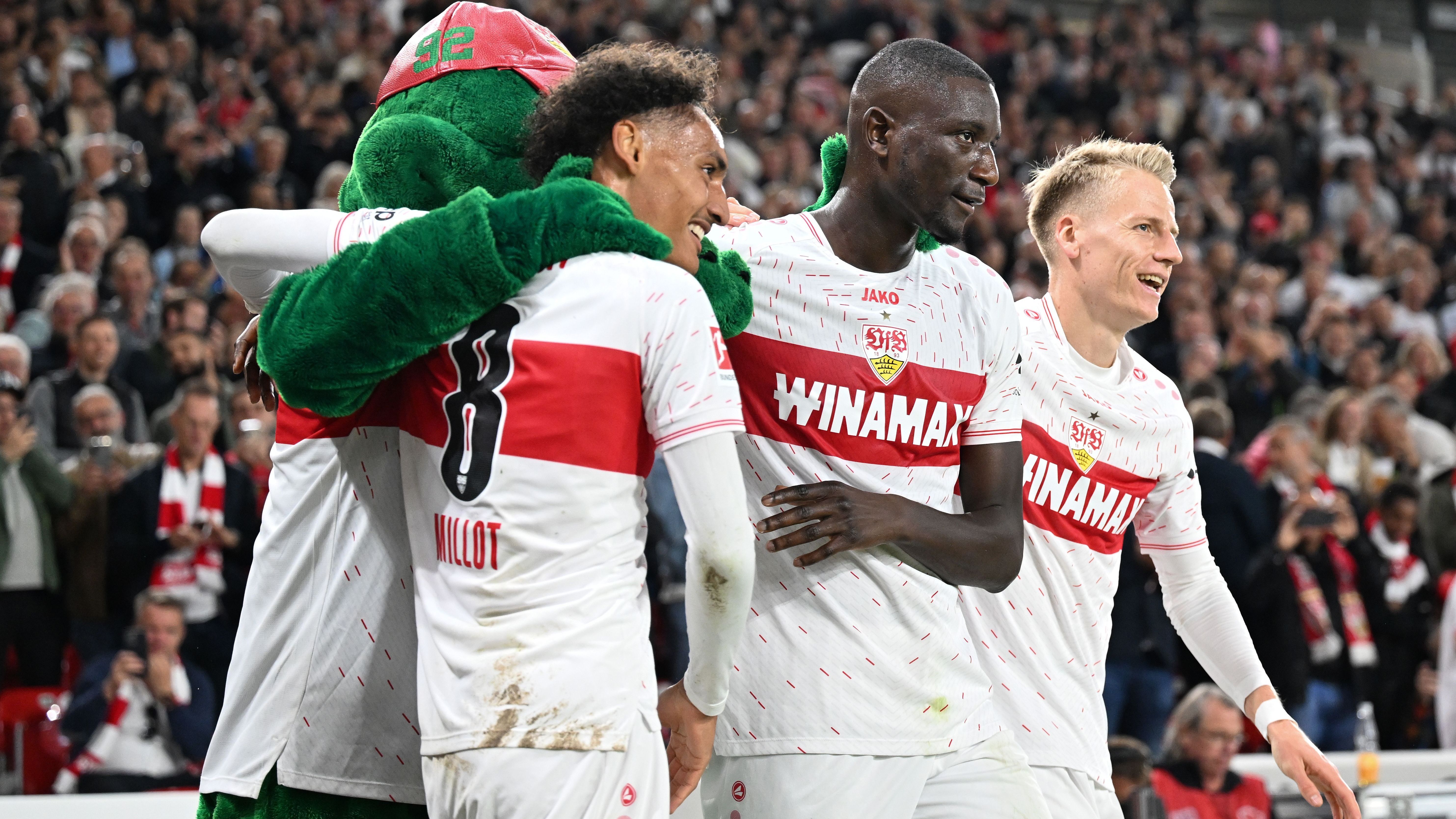 <strong>Top: VfB Stuttgart (Tabellenplatz 3, Bundesliga)</strong><br>Da feiert sogar Krokodil "Fritzle" mit. Der VfB Stuttgart spielt Hurra-Fußball und steht mit bereits 12 Punkten und 17 geschossenen Toren auf Rang drei der Bundesliga. Die leidgeplagten VfB-Fans machen sich derzeit berechtigte Hoffnungen auf eine sorgenfreie Saison.