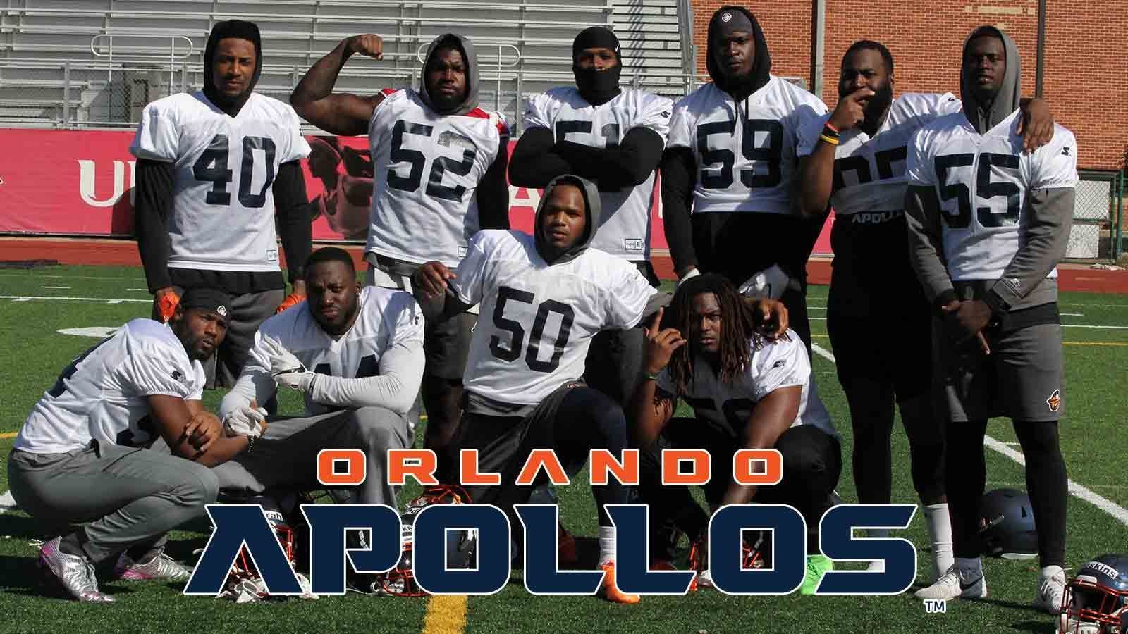 
                <strong>Orlando Apollos</strong><br>
                Bei der Mannschaft aus Florida steht eine wahre Legende an der Seitenlinie. Steve Spurrier gewann als Spieler der Universität von Florida nicht nur die Heisman Trophy 1966, sondern führte die "Gators" auch als Trainer zur nationalen Meisterschaft im College. Der 73-Jährige wurde bereits in die Ruhmeshalle des Universitäts-Footballs aufgenommen. Spurrier hat einen ehemaligen NFL-Quarterback in seinen Reihen. Garrett Gilbert spielte vergangene Saison noch bei den Carolina Panthers und stand gegen die New Orleans Saints sogar auf dem Feld.
              