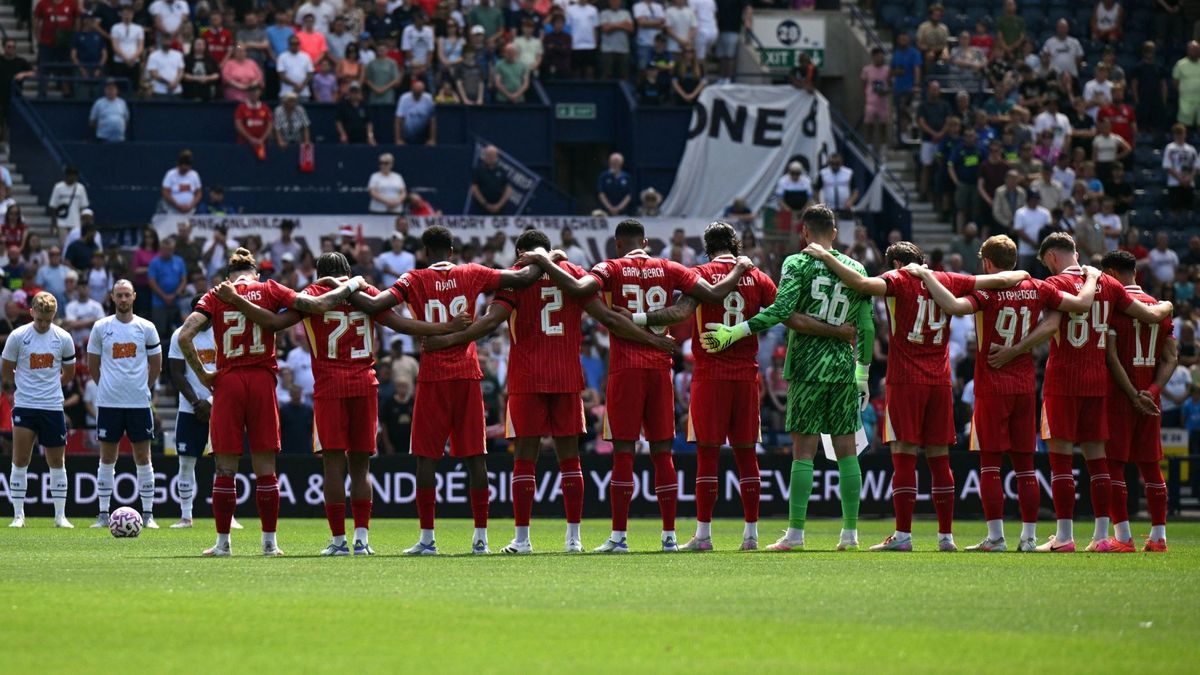 Schweigeminute für Diogo Jota und Andre Silva