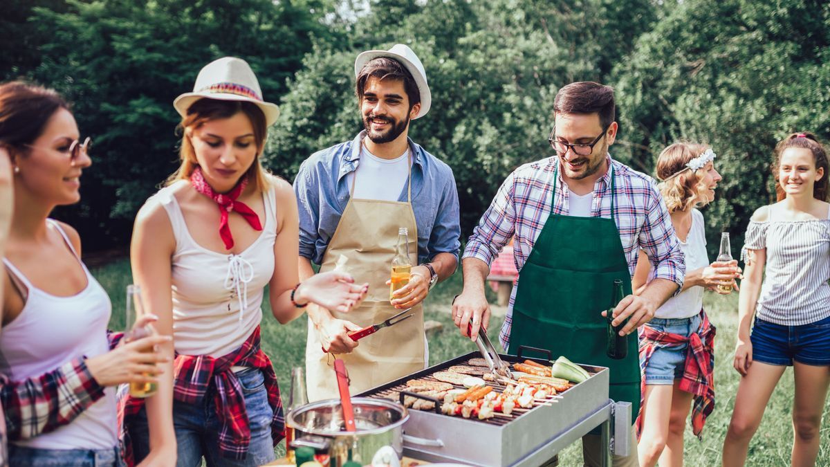 "taff" testet die besten Grill-Gadgets für die perfekte EM-Party.