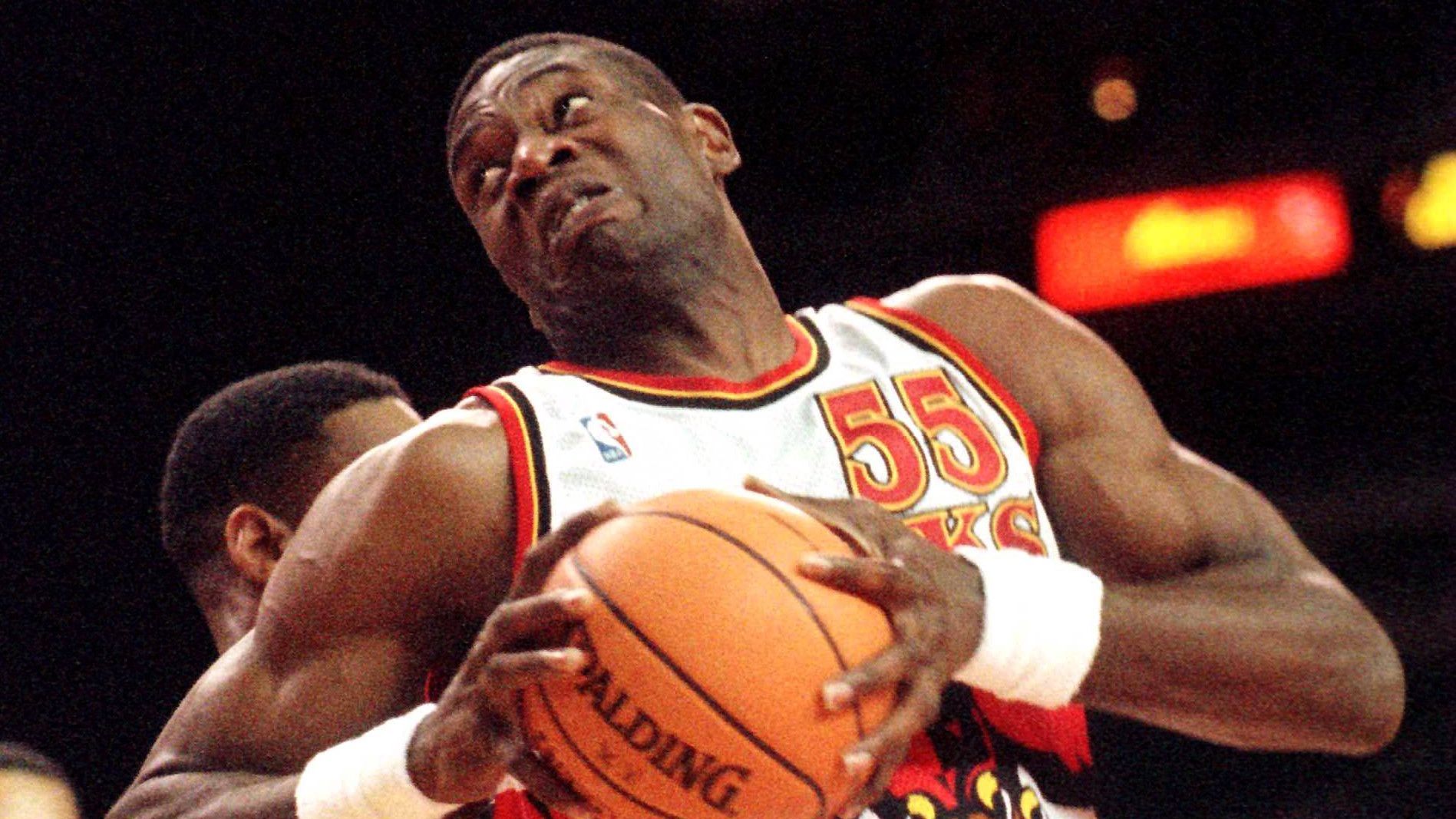 <strong>Defensive Player of the Year: Dikembe Mutombo (geteilt) - 4</strong><br>Jahre und Teams: 1995 (Denver Nuggets), 1997, 1998 (Atlanta Hawks), 2001 (Philadelphia 76ers)