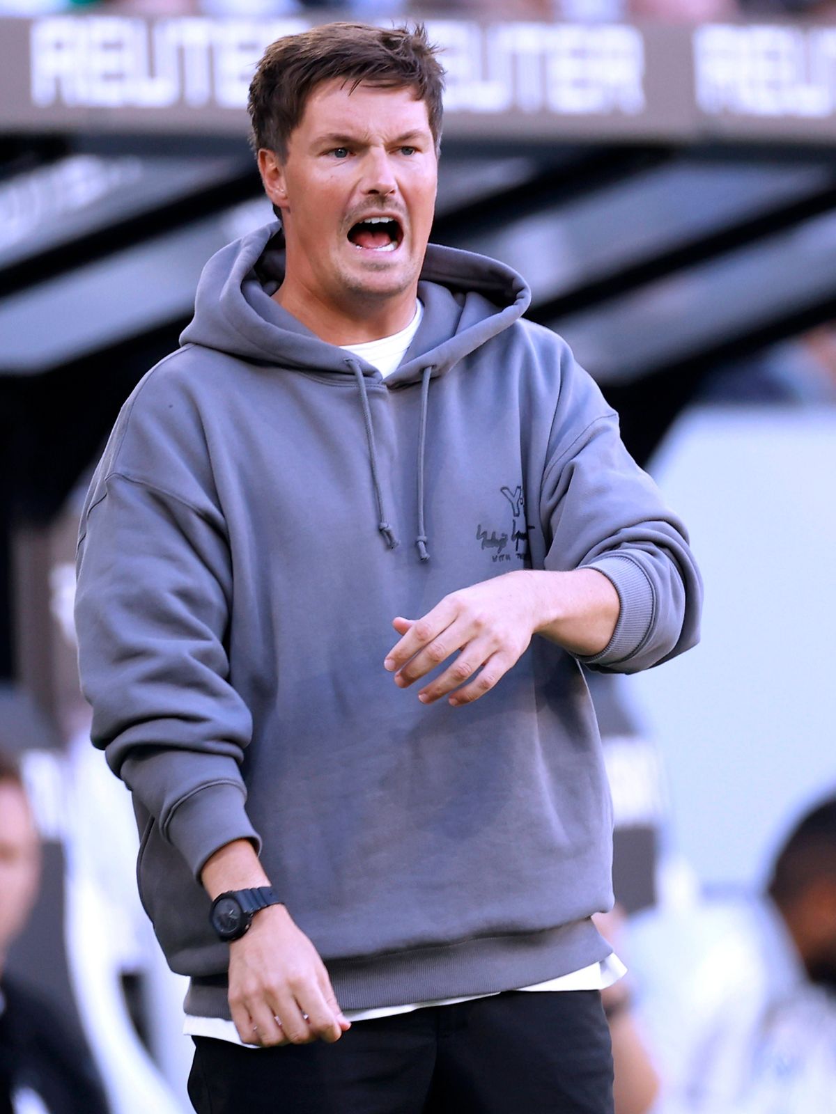 POLZIN Merlin Trainer Team HSV DFL Bundesliga Saison 2025-2026 Spiel Borussia Moenchengladbach - HSV 0 : 0 am 24.08.2025 in Moenchengladbach DFL REGULATIONS PROHIBIT ANY USE OF PHOTOGRAPHS as IMAGE...