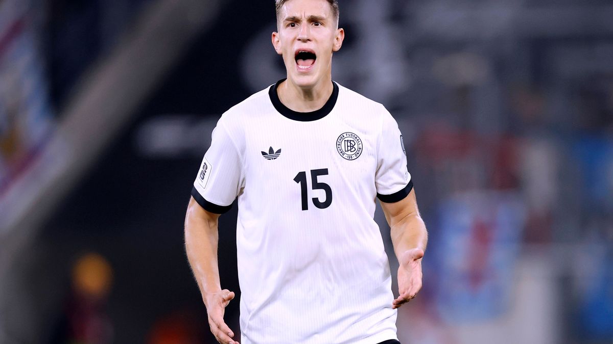 SCHLOTTERBECK Nico Team Deutschland WM Qualifikation Spiel Deutschland - Luxemburg 4 : 0 am 10.10. 2025 in Sinsheim DFL REGULATIONS PROHIBIT ANY USE OF PHOTOGRAPHS as IMAGE SEQUENCES and or QUASI-V...