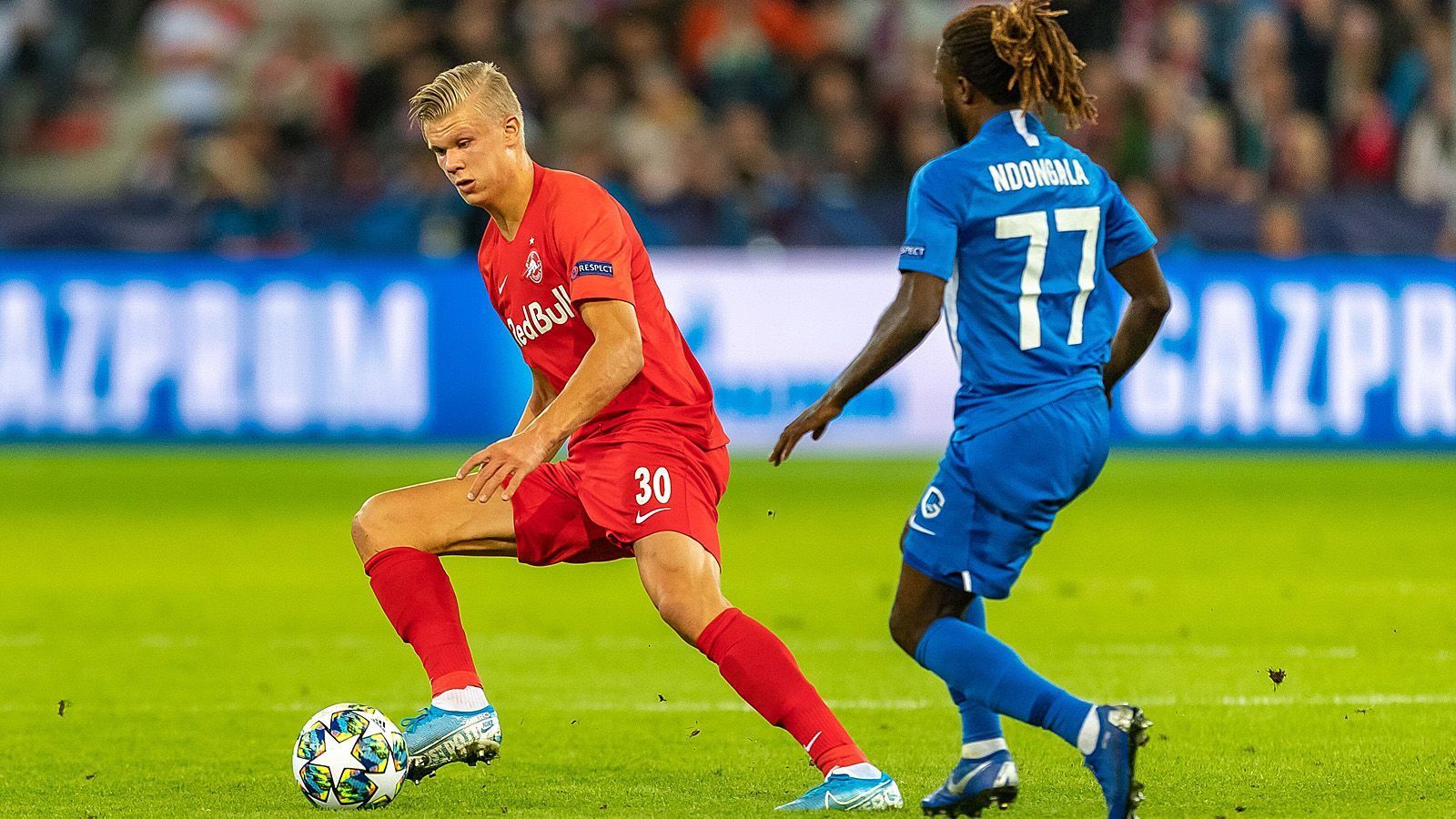 
                <strong>Gruppe E </strong><br>
                KRC Genk – RB SalzburgSollte Salzburg in Genk punkten, hätten die "Mozartstädter" auf alle Fälle Platz drei und die Teilnahme an der Europa League sicher. Bei einem Sieg können sich die Salzburger sogar noch leichte Hoffnungen auf das Erreichen des Achtelfinales machen.
              