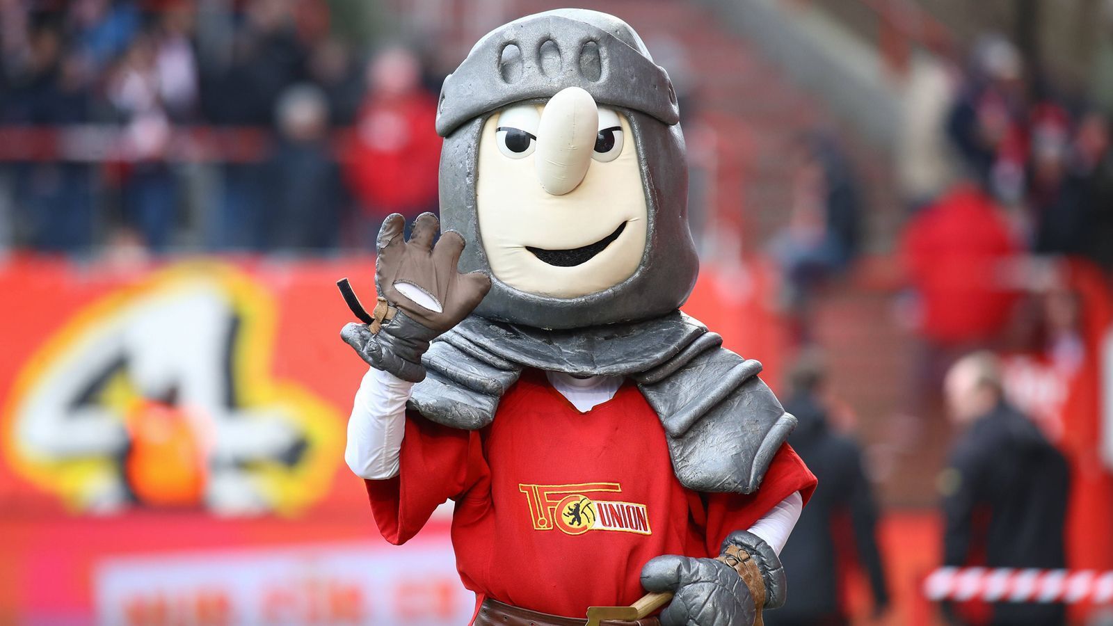 
                <strong>Platz 3 - Ritter Keule (Union Berlin)</strong><br>
                &#x2022; 4,89 Sterne<br>
              