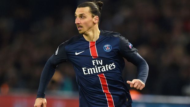 
                <strong>Zlatan Ibrahimovic (Zugang Manchester United)</strong><br>
                Zlatan Ibrahimovic (Zugang Manchester United): Der schwedische Stürmerstar wechselt ablösefrei von Paris St. Germain zu Manchester United. Bei den "Red Devils" erhält der Schwede angeblich einen Einjahresvertrag und soll 250.000 Euro pro Woche verdienen. Damit wäre "Ibrakadabra" der bestbezahlte Spieler der Premier League.
              