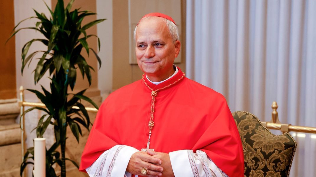 Mit Papst Leo XIV. kommt erstmals ein Pontifex aus den USA.