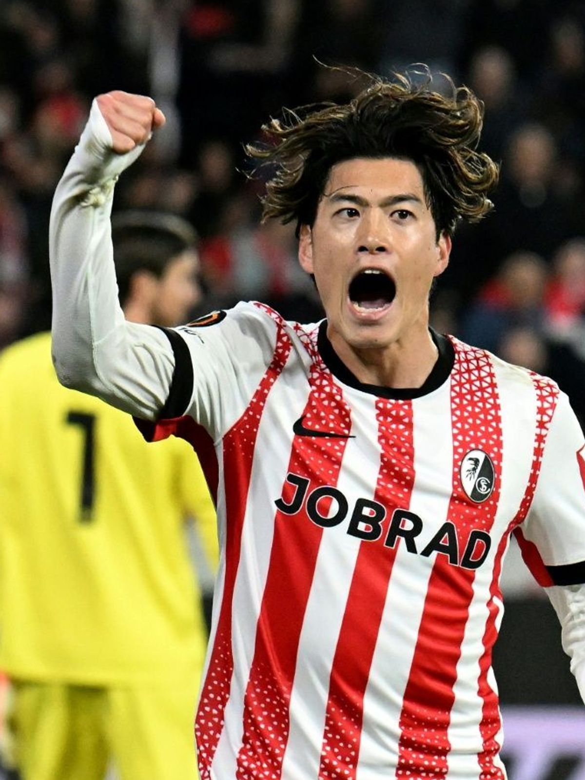 Yuito Suzuki bejubelt seinen Treffer zum 1:0