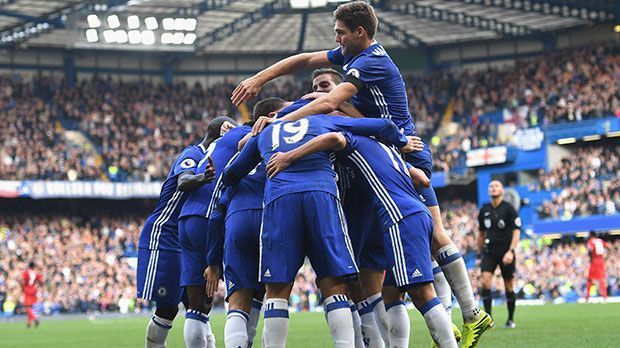 
                <strong>Platz 5: FC Chelsea</strong><br>
                Platz 5: FC Chelsea - 899.000 Trikots pro Jahr.
              