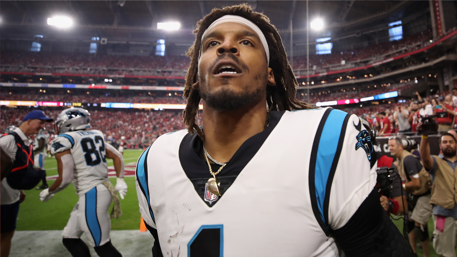 
                <strong>Platz 1 (geteilt): Carolina Panthers</strong><br>
                &#x2022; <strong>0,635 - </strong>33 Siege, 19 Niederlagen - <br>&#x2022; Restliche Spiele: @Bills, vs. Buccaneers, @Saints, @Buccaneers<br>
              