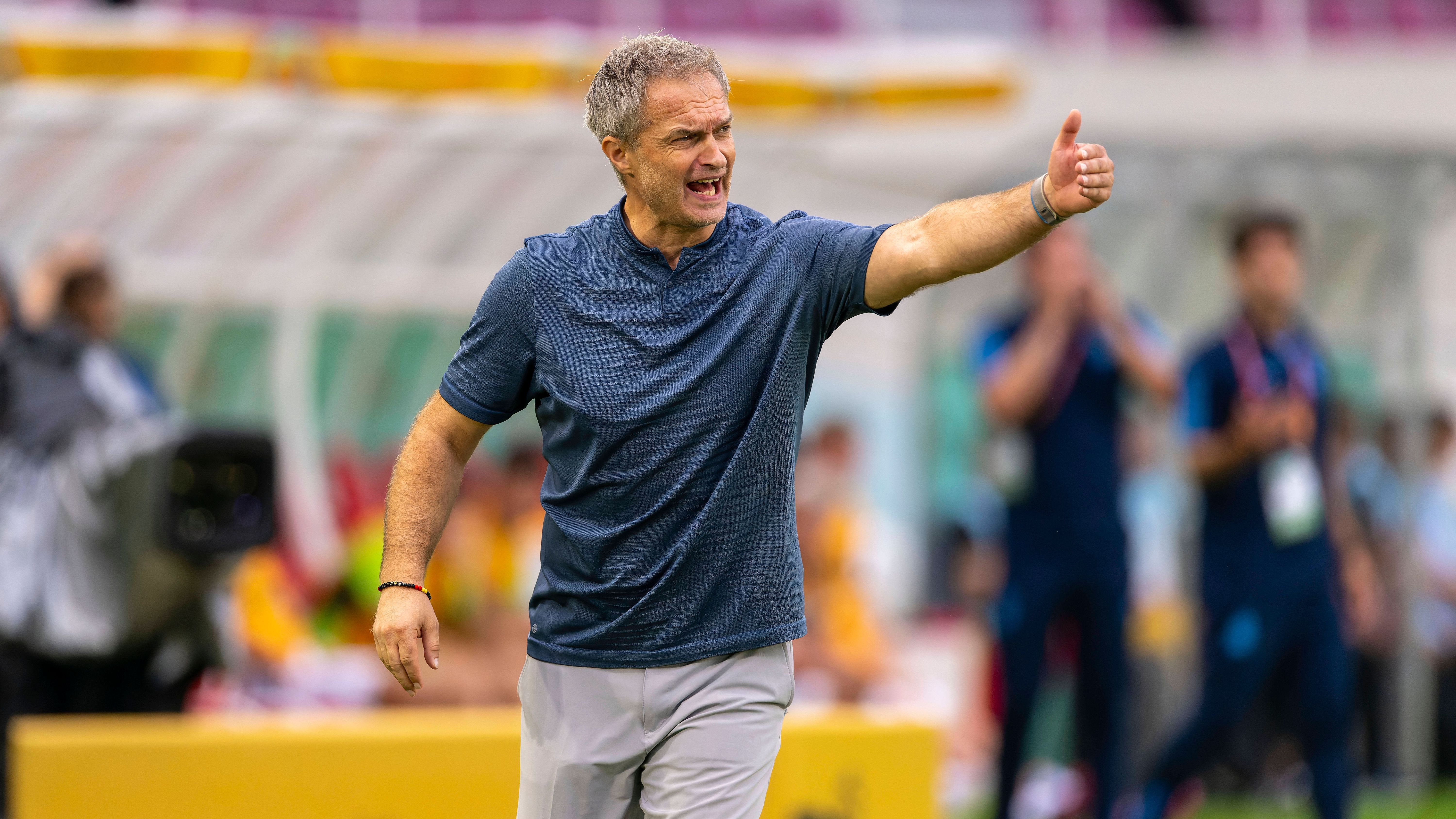 <strong>6.	These: Wück löst Nagelsmann als Bundestrainer ab</strong> <br>Der bombastische Erfolg der U17 hat einen Vater: Trainer Christian Wück. Der frühere Stürmer ist seit 2012 in Diensten des DFB, macht einen Granaten-Job. Was man von Bundestrainer Nagelsmann aktuell (noch) nicht behaupten kann. Die Pleiten gegen die Türkei und Österreich glichen einem Offenbarungseid. Und das ein halbes Jahr vor der Heim-EM.