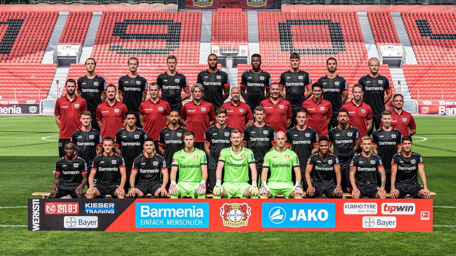 
                <strong>Platz 13: Bayer 04 Leverkusen</strong><br>
                Durchschnittsalter: 25,9 Jahre Jüngster Spieler: Florian Wirtz (17 Jahre)Ältester Spieler: Julian Baumgartlinger (32 Jahre)
              