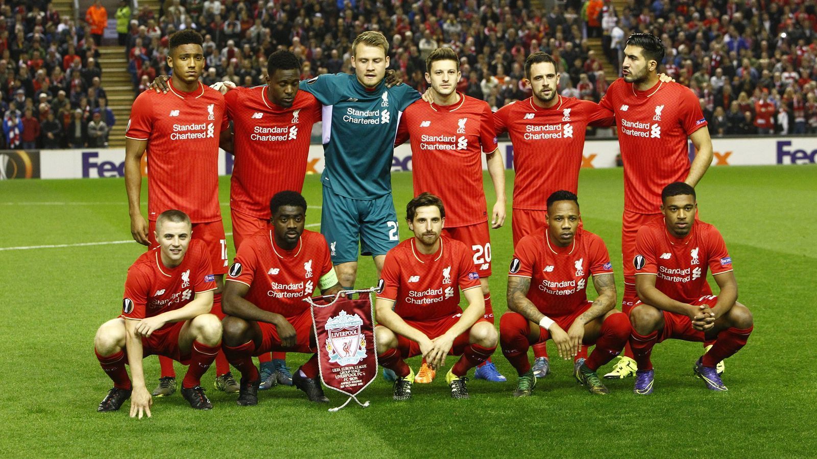 
                <strong>Der Kader des FC Liverpool 2015/2016</strong><br>
                So war der Kader vor der Ankunft von Jürgen Klopp zusammen gestellt: Tor: Simon Mignolet, Adam Bogdan, Danny Ward, Lawrence Vigouroux, Ryan FultonAbwehr: Mamadou Sakho, Dejan Lovren, Martin Skrtel, Steven Caulker, Tiago Ilori, Kolo Toure, Joe Gomez, Alberto Moreno, Jose Enrique, Brad Smith, Nathaniel Clyne, Jon Flanagan, Andre Wisdom, Connor Randall, Dan Cleary, Conor Masterson, Joe MaguireMittelfeld: Lucas Leiva, Emre Can, Kevin Stewart, Jordan Henderson, James Milner, Joe Allen, Pedro Chirivella, Jordan Rossiter, Adam Lallana, Joao Carlos Teixeira, Cameron BrannaganAngriff: Philippe Coutinho, Ryan Kent, Jordan Ibe, Sheyi Ojo, Sergi Canos, Roberto Firmino, Daniel Sturridge, Christian Benteke, Danny Ings, Divock Origi, Jerome Sinclair
              