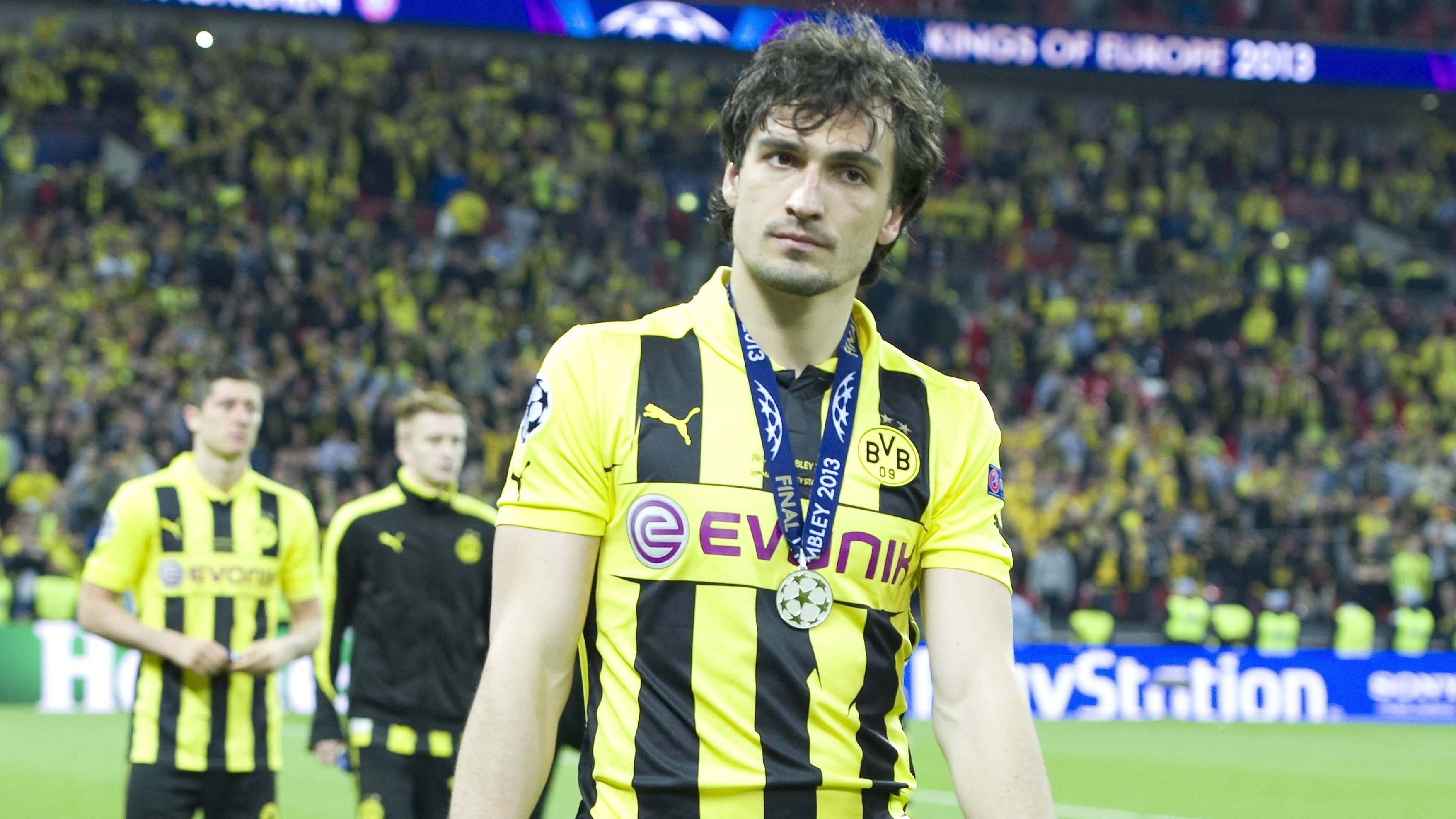 <strong>Mats Hummels - Borussia Dortmund</strong><br>Der Routinier stand tatsächlich auch beim Finale in Wembley 2013 für den BVB auf dem Feld. 2016 ging es für den gebürtigen Münchener dann für drei Jahre zurück zum FC Bayern. 2019 wechselte er schließlich erneut zur Borussia.