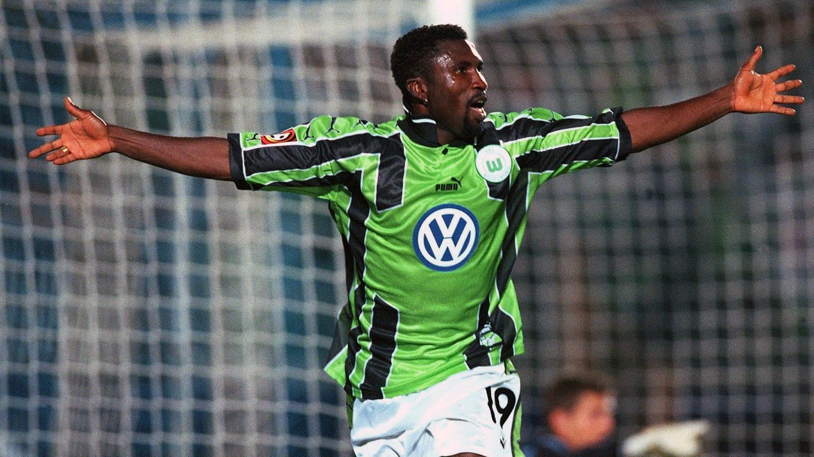 
                <strong>Nigeria</strong><br>
                Bundesliga-Rekordtorschütze des Landes: Jonathan Akpoborie - Bundesliga-Tore: 60 - Vereine: Hansa Rostock, VfB Stuttgart, VfL Wolfsburg
              