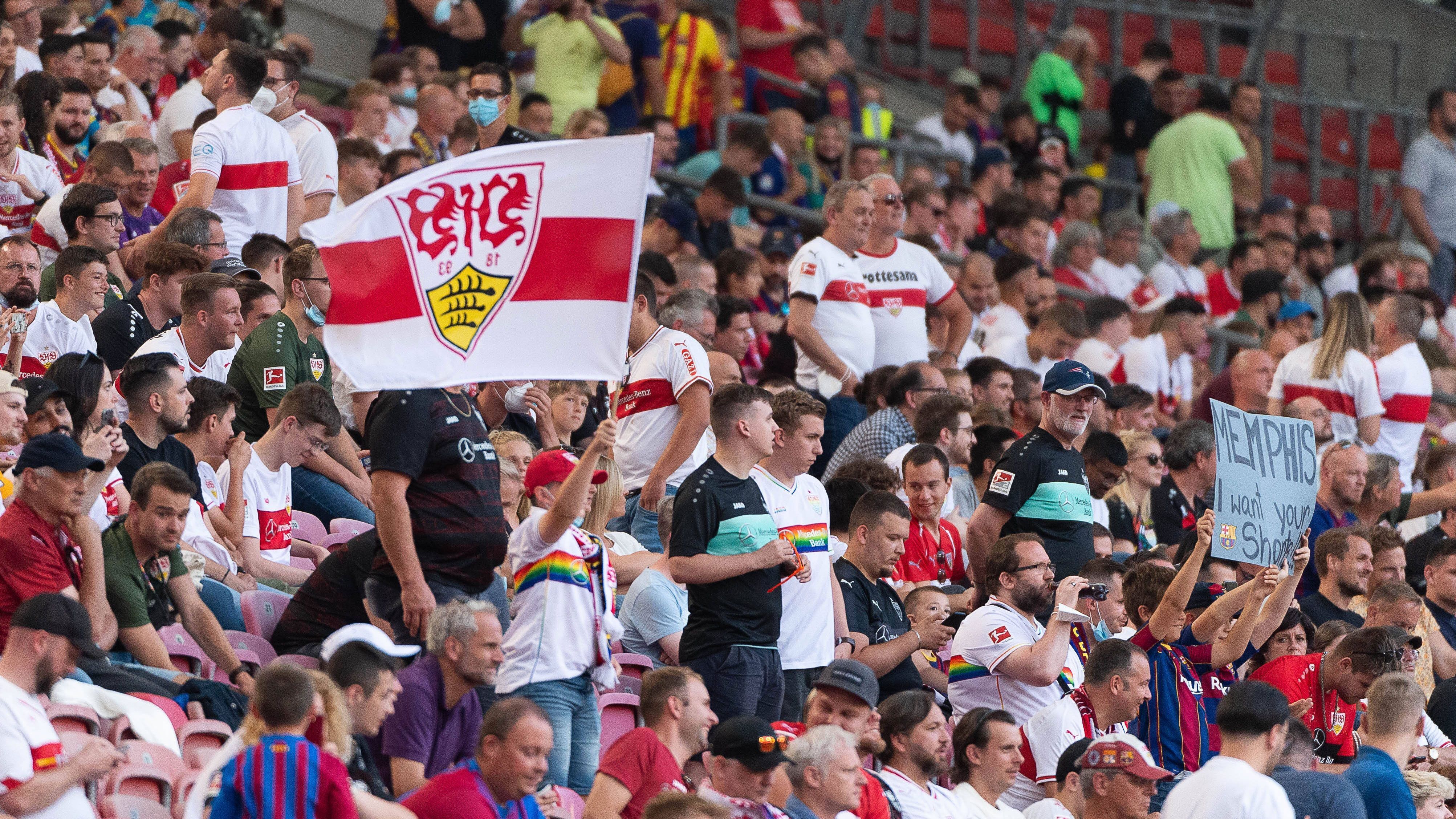 
                <strong>VfB Stuttgart (Mercedes-Benz Arena)</strong><br>
                &#x2022; Partie: VfB Stuttgart gegen Greuther Fürth -<br>&#x2022; Auslastung: 18.109 Zuschauer -<br>Es galt die 3G-Regel.
              