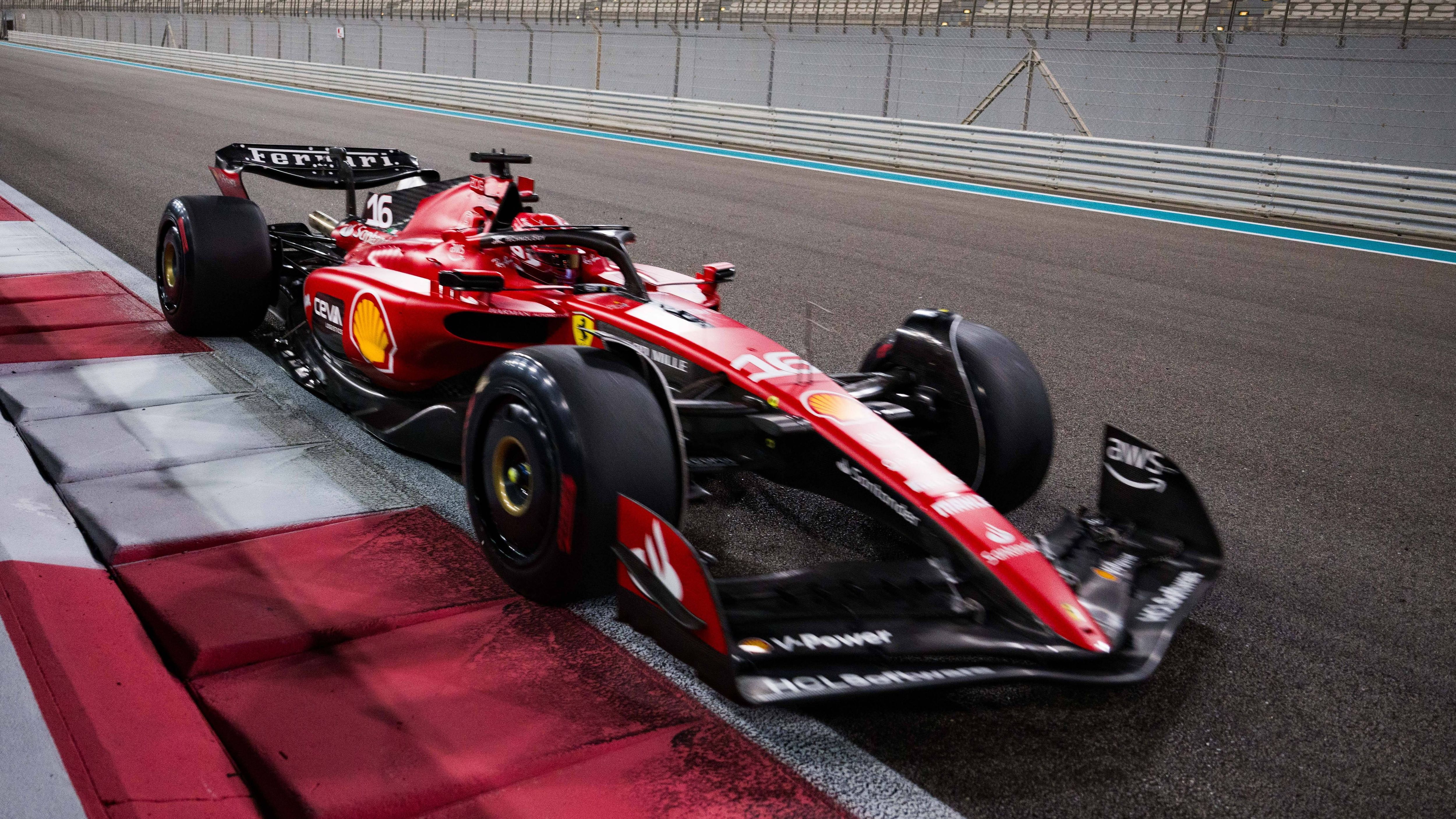 <strong>Ferrari: Charles Leclerc<br>Nationalität: Monaco<br>Alter: 26 Jahre</strong>