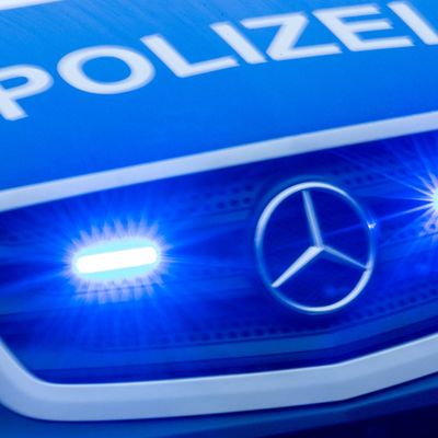 Polizeieinsatz mit Blaulicht