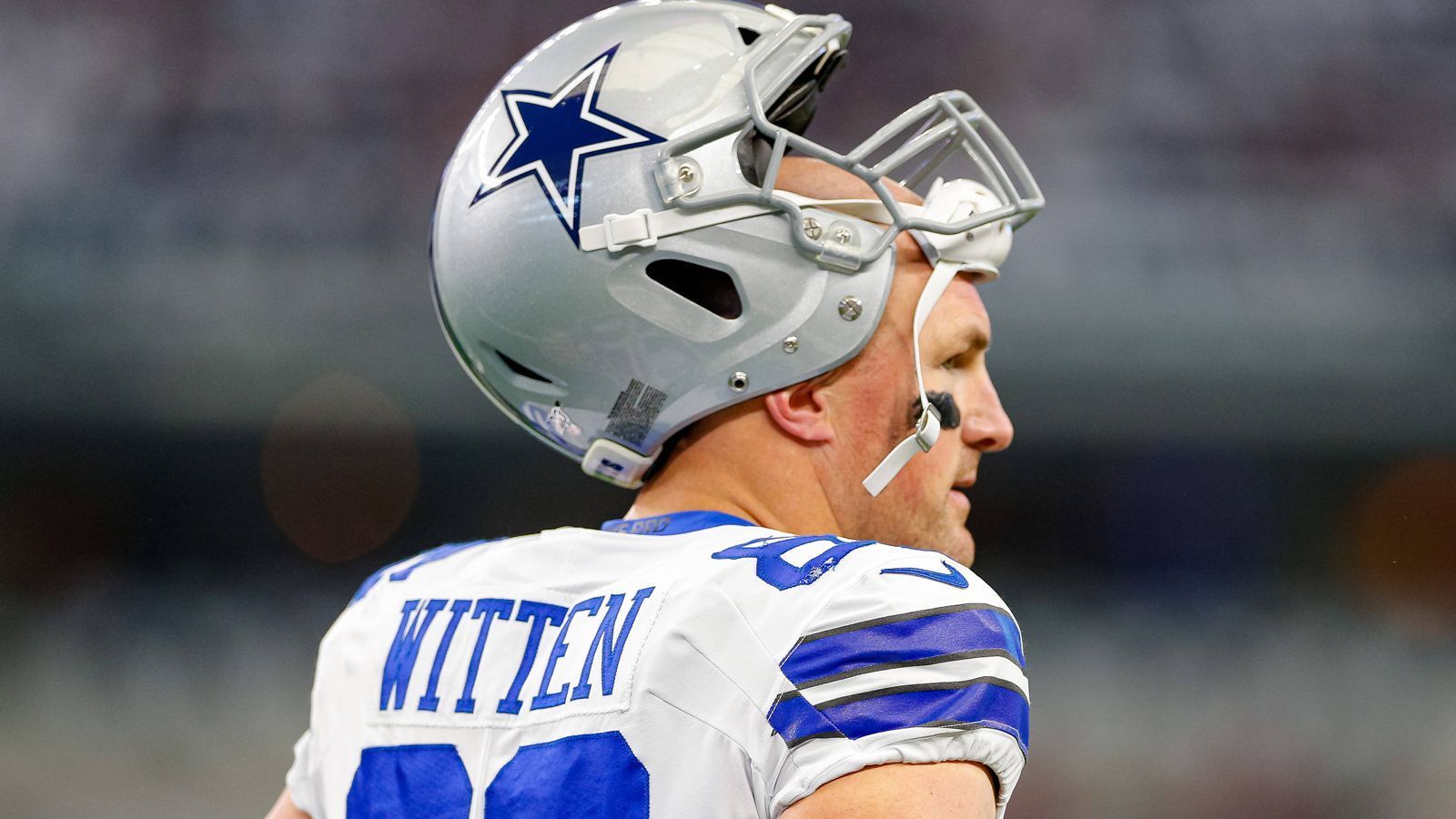 
                <strong>Receiving Yards: Jason Witten</strong><br>
                1. Jason Witten (2003 - 2020, Dallas Cowboys, Las Vegas Raiders) 895 Yards -2. Herman Moore (1991 - 2001, Detroit Lions, New York Giants) 834 Yards -3. Calvin Johnson (2007 - 2015, Detroit Lions) 769 Yards
              