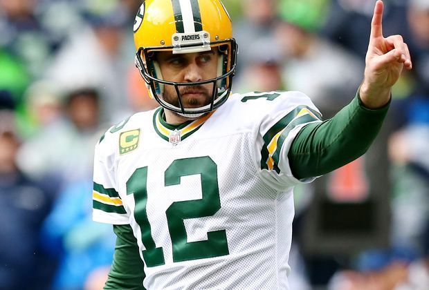 
                <strong>5. Platz: Aaron Rodgers (Green Bay Packers)</strong><br>
                Kurz vor dem Super Bowl war für die Green Bay Packers und ihren Quarterback Aaron Rodgers Schluss. Die Fans lieben den Mann mit der Nummer 12 dennoch - Platz 5.
              