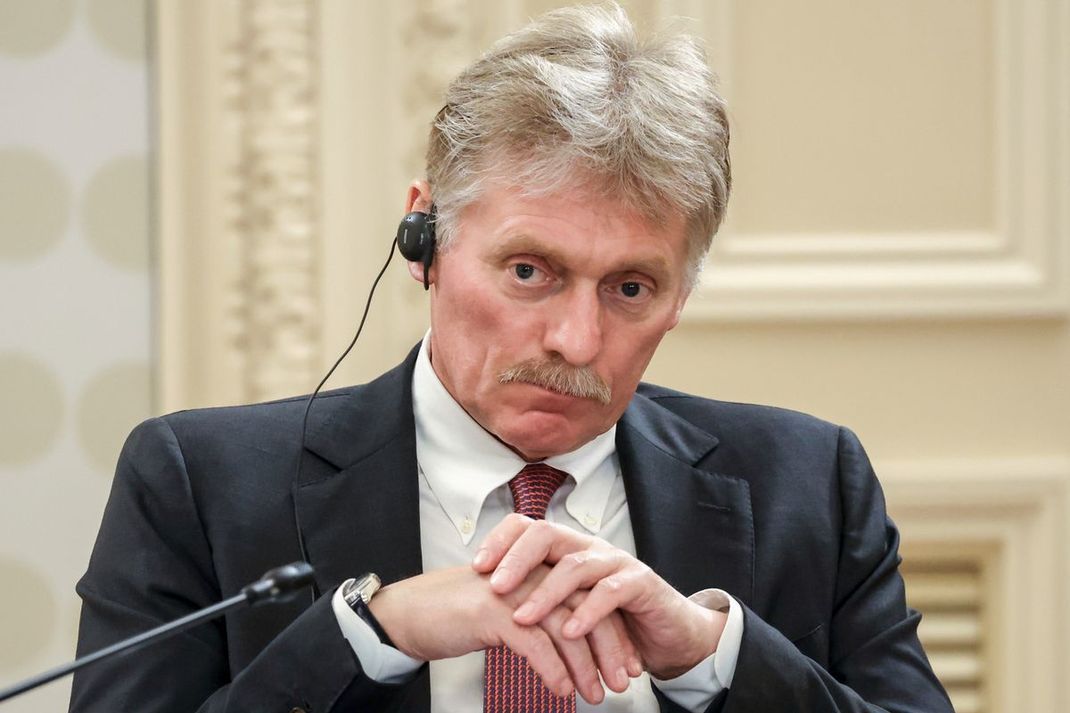 Kremlsprecher Dmitri Peskow betont, dass Russland sich nicht mit Gewalt oder Druck zu einer Kursänderung zwingen lasse. 