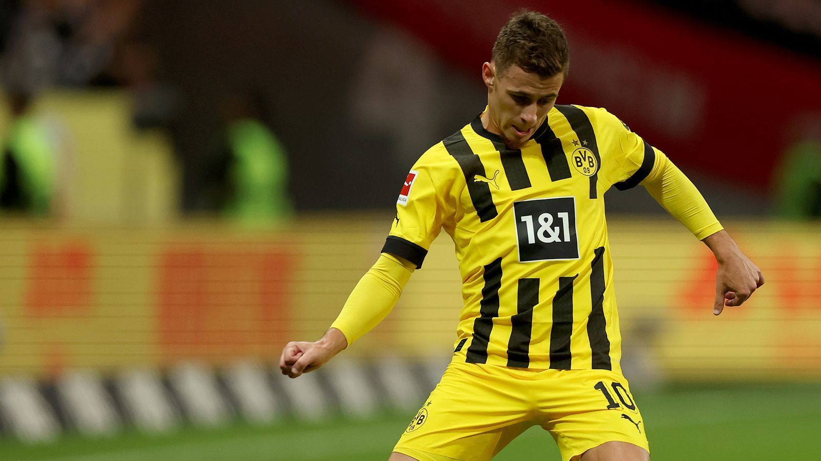 
                <strong>Thorgan Hazard (Borussia Dortmund)</strong><br>
                Wird zur zweiten Halbzeit für Reyna eingewechselt. Tritt offensiv nicht erwähnenswert in Erscheinung. ran-Note: 
              