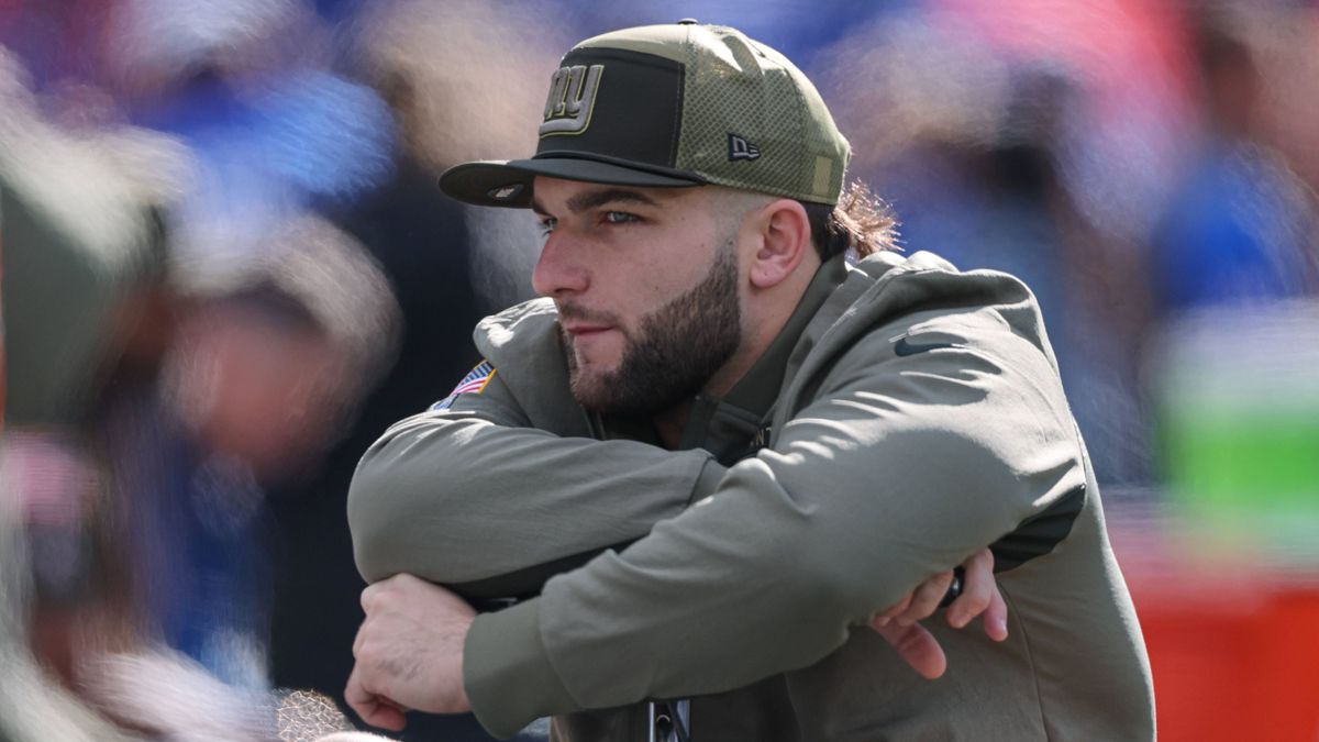 NFL, American Football Herren, USA Green Bay Packers at New York Giants Nov 16, 2025; East Rutherford, New Jersey, USA; New York Giants running back Cam Skattebo (44) on the field before the game a...