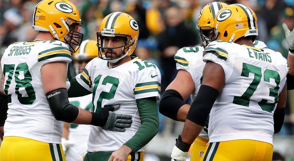 
                <strong>Green Bay Packers</strong><br>
                Franchise-Rekord: Mit den Overtime-Siegen in den Wochen 13 und 14 (26:20 über die Tampa Bay Buccanneers und 27:21 bei den Cleveland Browns) haben die Packers erstmals in der Franchise-Historie zwei Spiele hintereinander in der Verlängerung gewonnen.
              