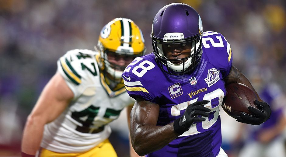 
                <strong>Platz 4: Adrian Peterson</strong><br>
                119 Touchdowns, aktiv seit 2007 (Minnesota Vikings, New Orleans Saints, Arizona Cardinals, Washington Football Team. Detroit Lions, Tennessee Titans).
              