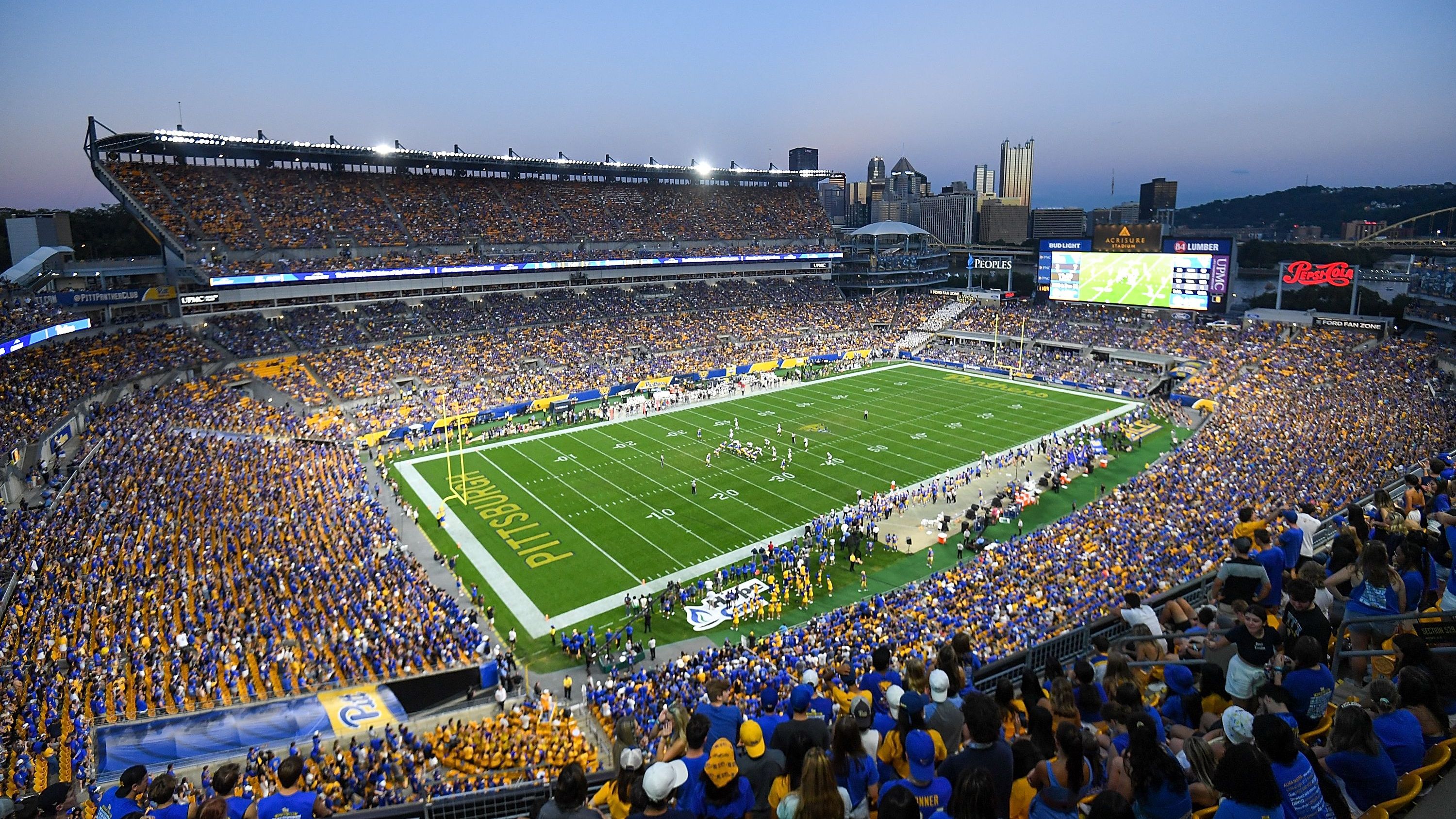 <strong>3. Platz: Acrisure Stadium – Pittsburgh Steelers</strong><br>Durchschnittliches Rating: 4.5