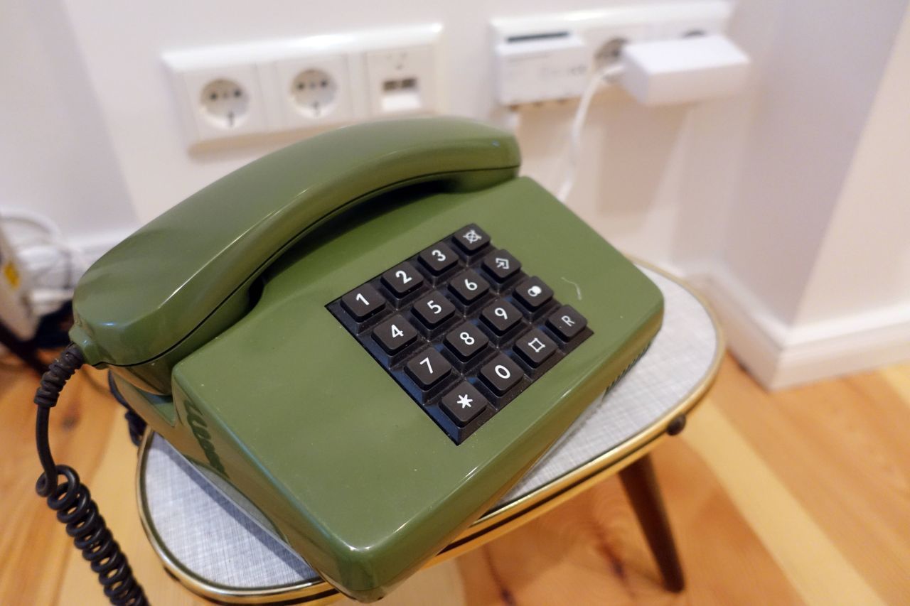 Im Jahr 1977 stellte die Deutsche Reichspost das Tastentelefon vor. Es setzte sich aber erst in den 80er-Jahren durch. 