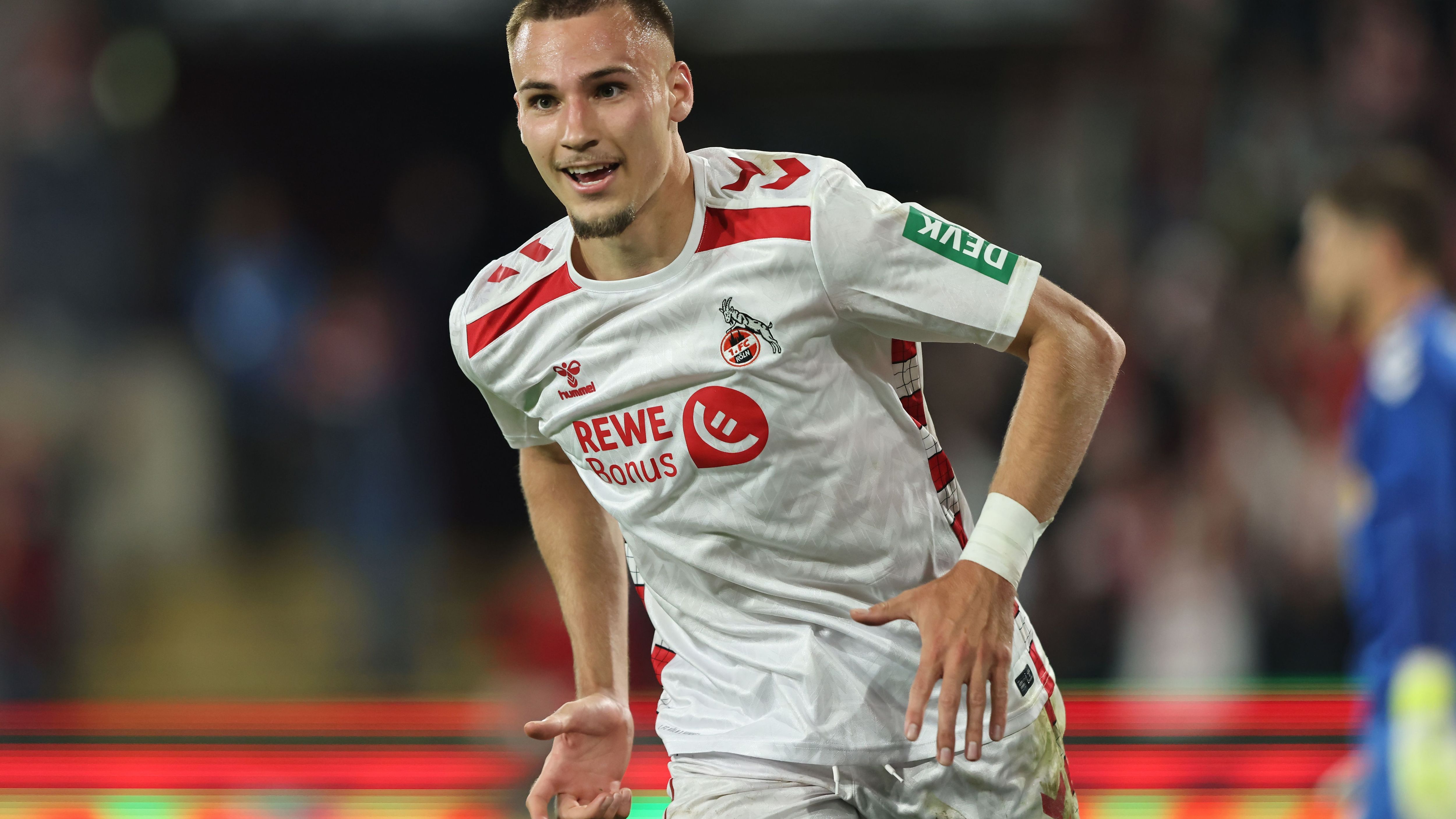 <strong>Tim Lemperle (1. FC Köln)</strong><br>Mit dem 1. FC Köln musste Tim Lemperle bis zum letzten Zweitliga-Spieltag um die Rückkehr in die Bundesliga kämpfen. Sein persönlicher Aufstieg stand schon vorher fest, denn der Stürmer verlässt die "Geißböcke", denen er sich als Jugendspieler anschloss, mit Ablauf seines Vertrags und stürmt ab sofort für die TSG Hoffenheim.