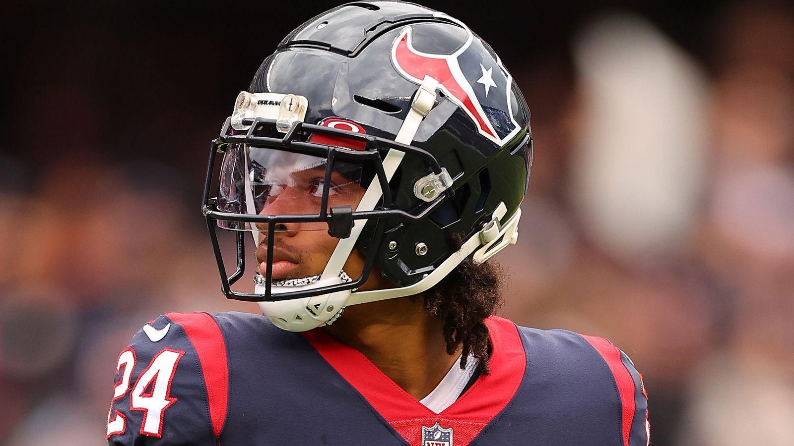 
                <strong>Platz 8: Derek Stingley Jr.</strong><br>
                Team: Houston TexansPosition: CornerbackDraft: 3. Stellebesondere Statistik: 30 Tackles, 1 Interception, 1 Sack, 5 Defended PassesDas LSU-Juwel ist ein Gamechanger für die Texans-Defense. Mit seiner Ankunft verbesserte er schlagartig das Niveau der Defensive Backs in Houston. Ihm gelang als Cornerback sogar ein Quarterback-Sack. 
              