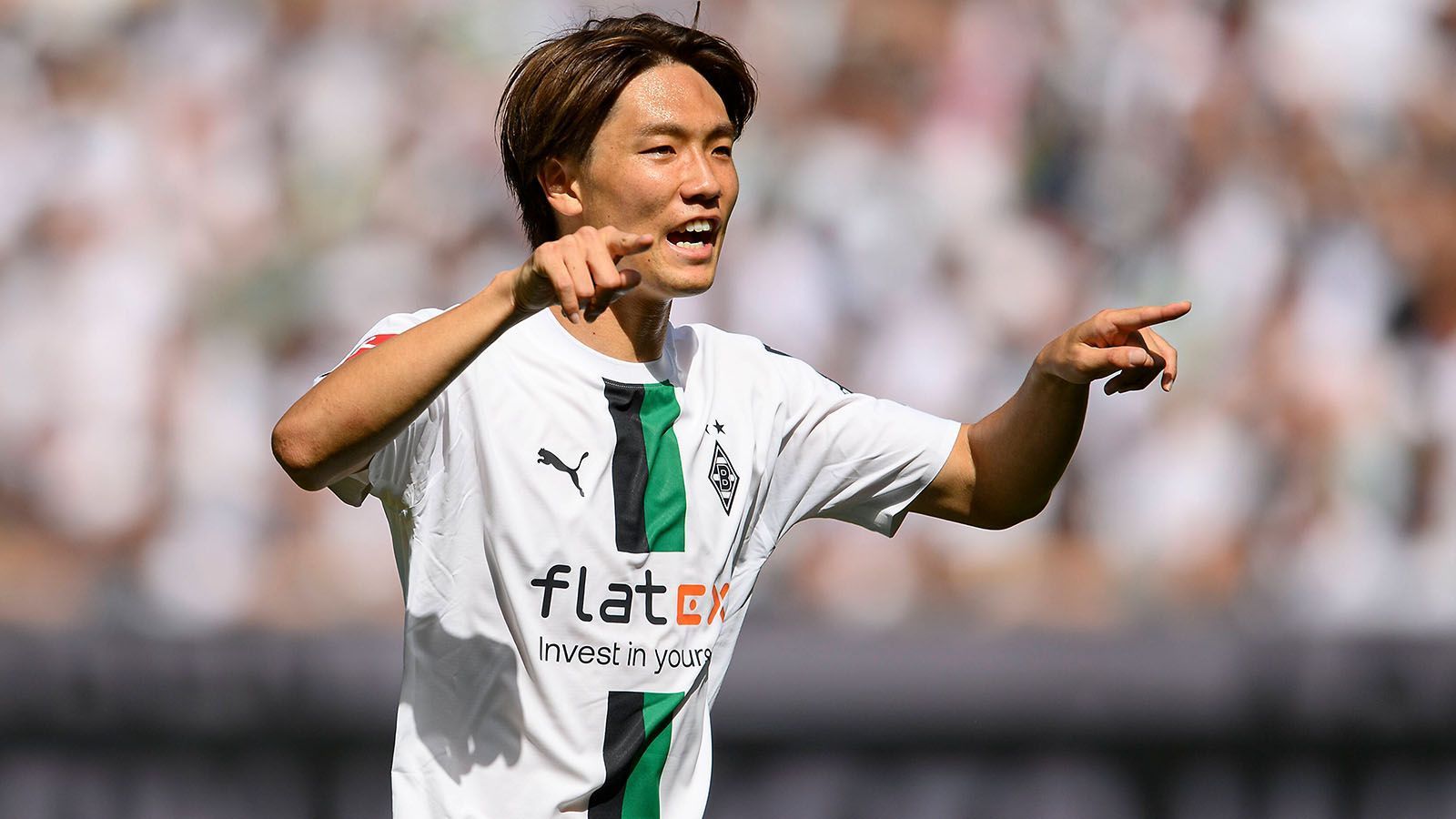 
                <strong>Borussia Mönchengladbach </strong><br>
                Zugänge: Ko Itakura (Manchester City), Julian Weigl (Benfica Lissabon/Leihe), Nathan Ngoumou (FC Toulouse), Oscar Fraulo (FC Midtylland), Yvandro Borges Sanches (eigene Jugend), Hannes Wolf (Swansea City/Rückkehrer), Torben Müsel (KAS Eupen/Rückkehrer), Rocco Reitz (VV St. Truiden/Rückkehrer)
              