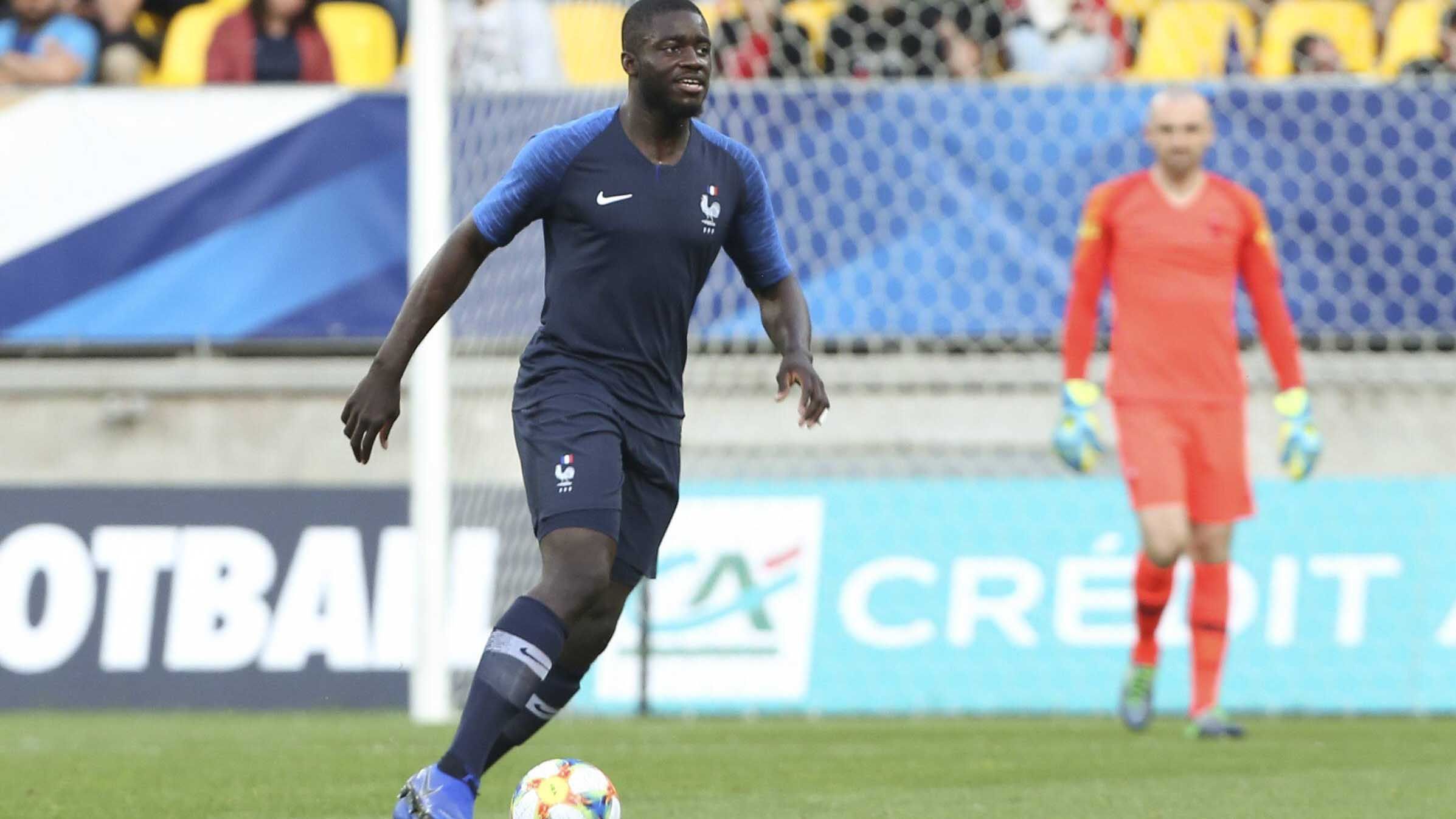 
                <strong>Dayot Upamecano (Frankreich)</strong><br>
                UEFA-Aussprache: Die-oh Oopah-may-canno
              