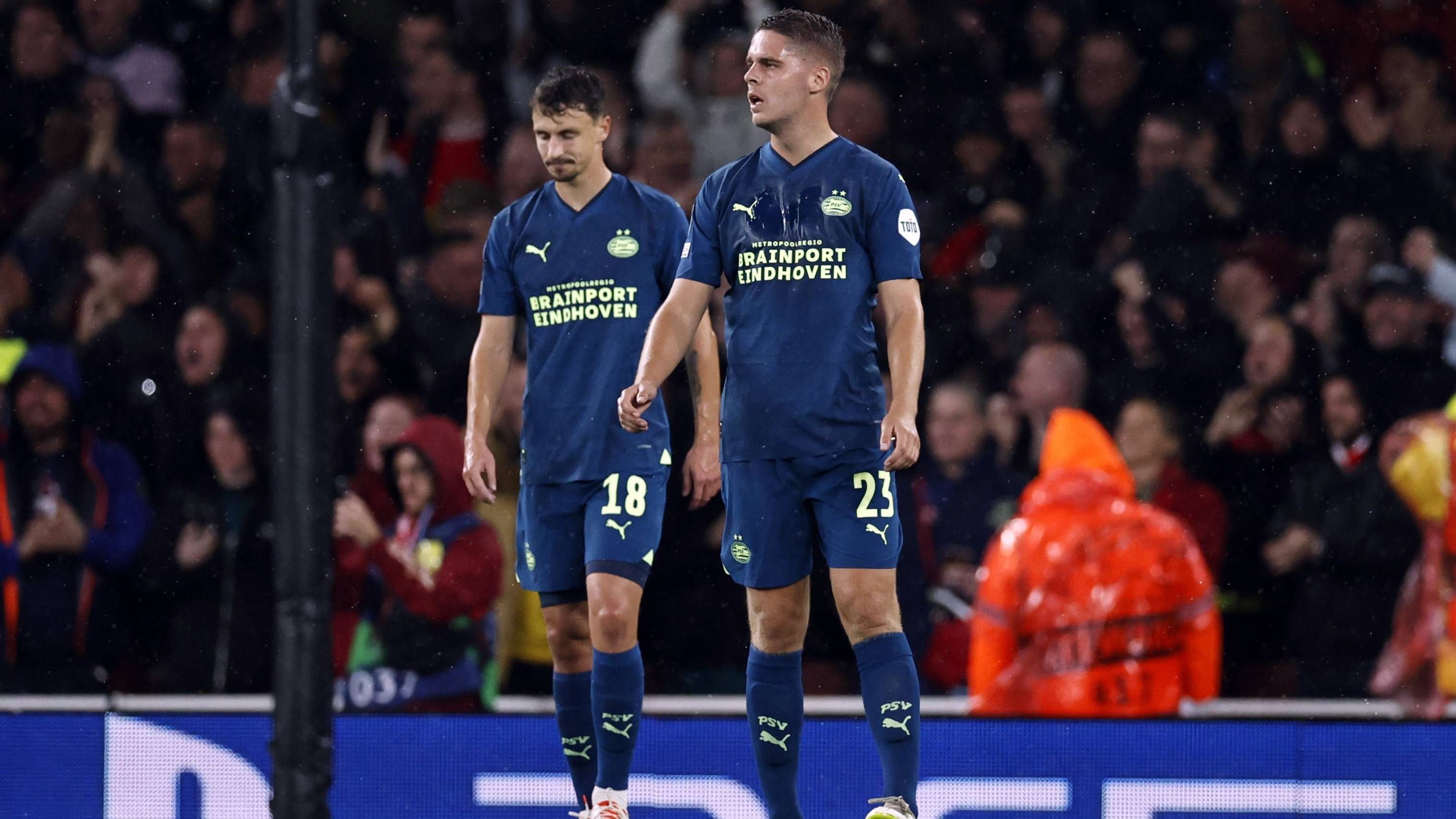 <strong>Platz 31: PSV Eindhoven (9 Punkte)</strong><br>Auch Eindhoven war gegen den FC Arsenal klar unterlegen. Drei Punkte (Platz 30) gibt es bei "WhoScored", immerhin vier (Platz 29) in der subjektiven Tabelle. Für vier Gegentore gibt es aber nur zwei Pünktchen (Platz 31).