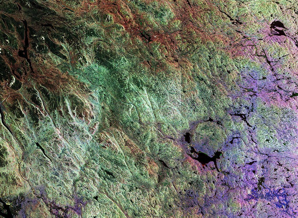 Siljan ist einer der größten Seen Schwedens. Gleichzeitig befindet sich dort der größte Einschlagkrater Europas. Sein Durchmesser beträgt etwa 55 Kilometer. Er ist vor rund 360 Millionen Jahren entstanden.