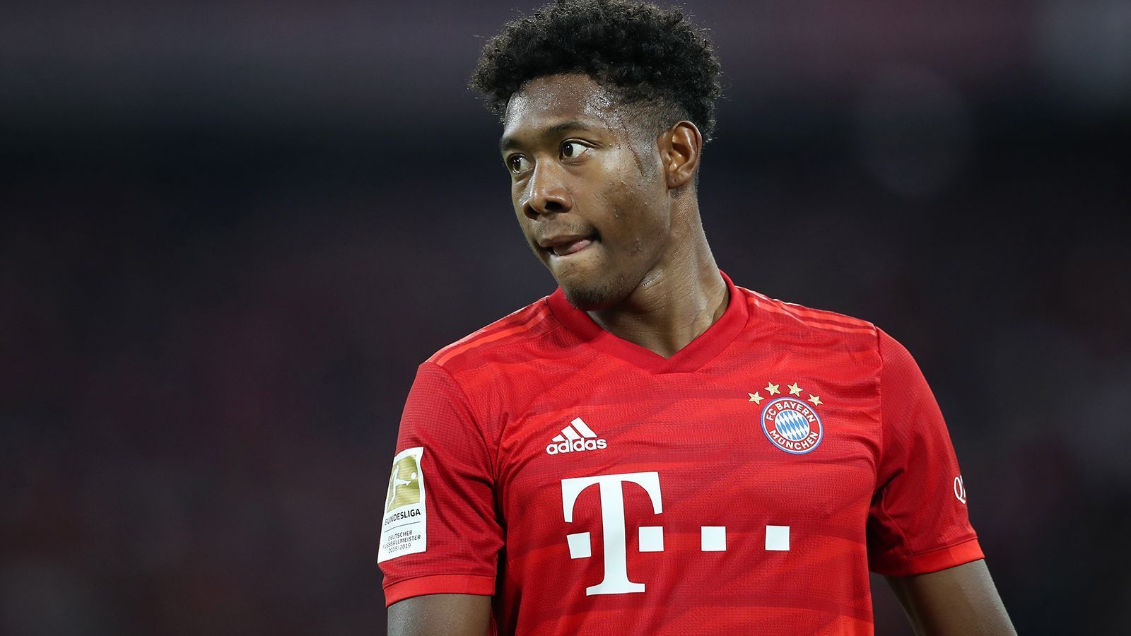 
                <strong>David Alaba</strong><br>
                Sein hoch agierender Gegenspieler Leckie bindet ihn häufig in der Defensive. Findet dadurch im Zusammenspiel mit Coman auf der linken Seite lange Zeit nicht statt. Seine Flanken kommen nicht immer zielgenau. Insgesamt ein enttäuschender Auftritt des Österreichers. ran-Note: 5
              