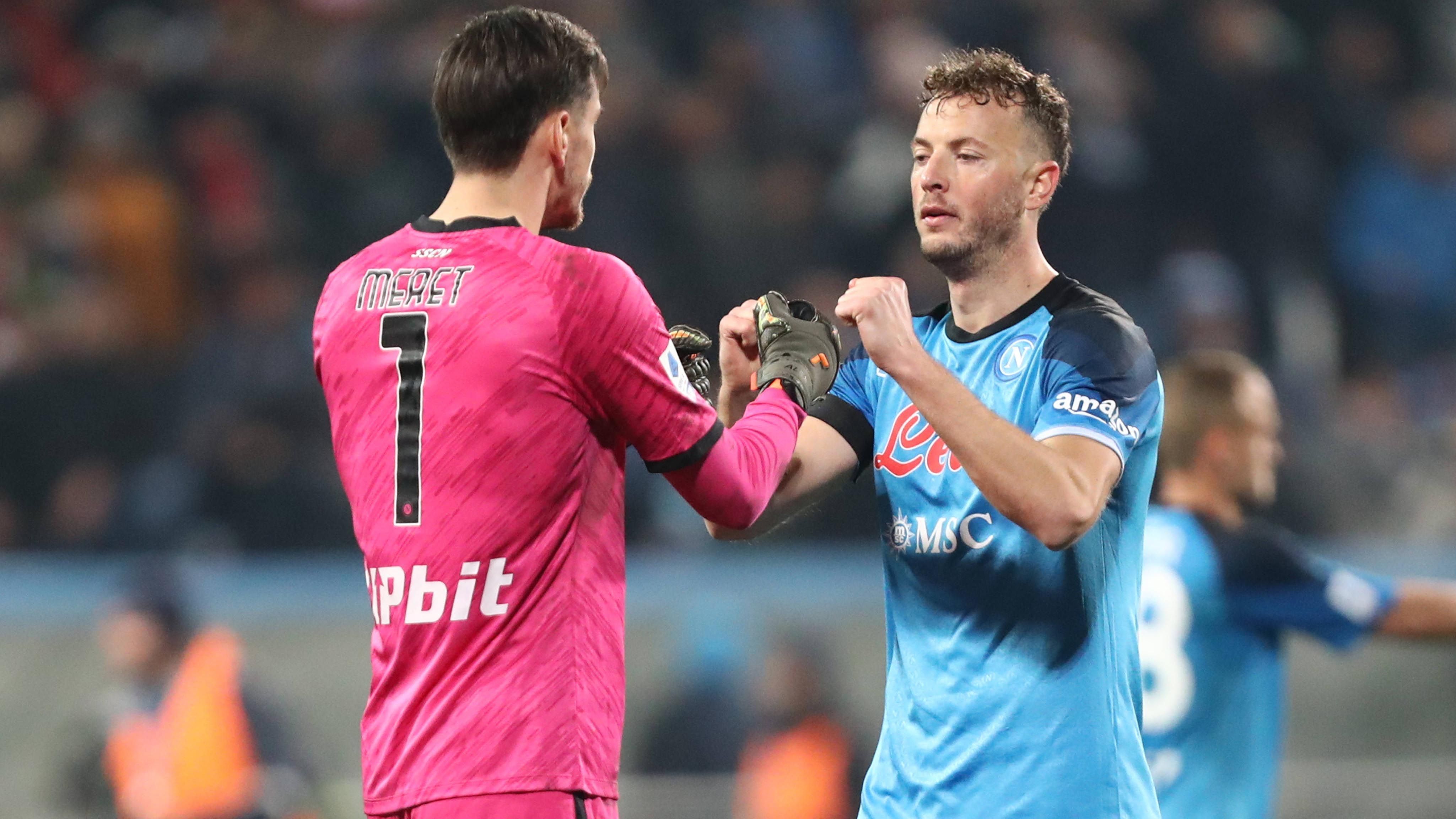 
                <strong>Platz 10: SSC Neapel </strong><br>
                &#x2022; Liga: Serie A<br>&#x2022; 15 Gegentore in 23 Ligaspielen <br>&#x2022; durchschnittliche Gegentore pro Spiel: 0,65<br>
              