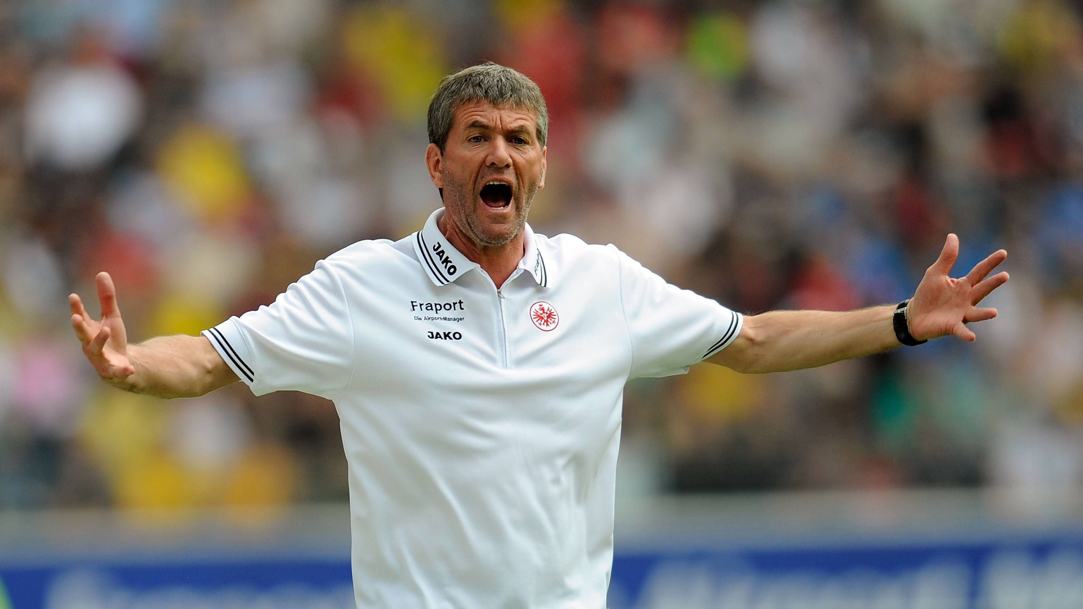 <strong>Die längste Amtszeit</strong><br>Seine längste Amtszeit hatte Funkel zwischen dem 1.7.2004 und dem 30.6.2009 bei Eintracht Frankfurt. Dort leitete er insgesamt 194 Spiele in 1825 Tagen im Amt.