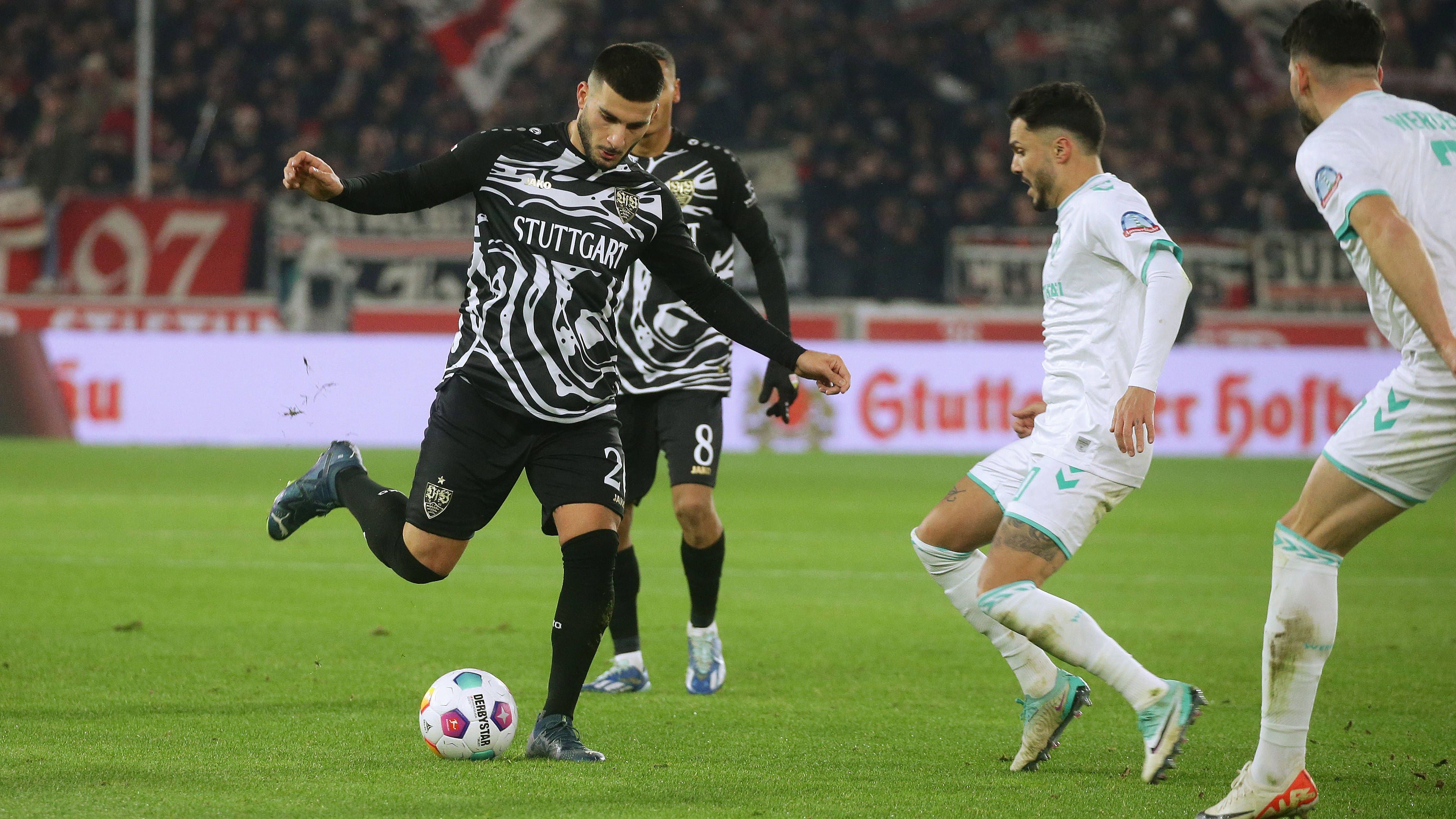 <strong>4.	These: An VfB-Knipser Undav kommt der Bundestrainer nicht vorbei</strong> <br>Warum? Einfach. In zehn Bundesliga-Spielen erzielte der 27-Jährige acht Tore. Damit ist er gemeinsam mit Leroy Sane der beste deutsche Torschütze. Einziger Unterschied: Undav benötigte für seine Tore 544 Spielminuten, Sane – in dieser Saison in absoluter Topform – 1043 Minuten. Noch Fragen?