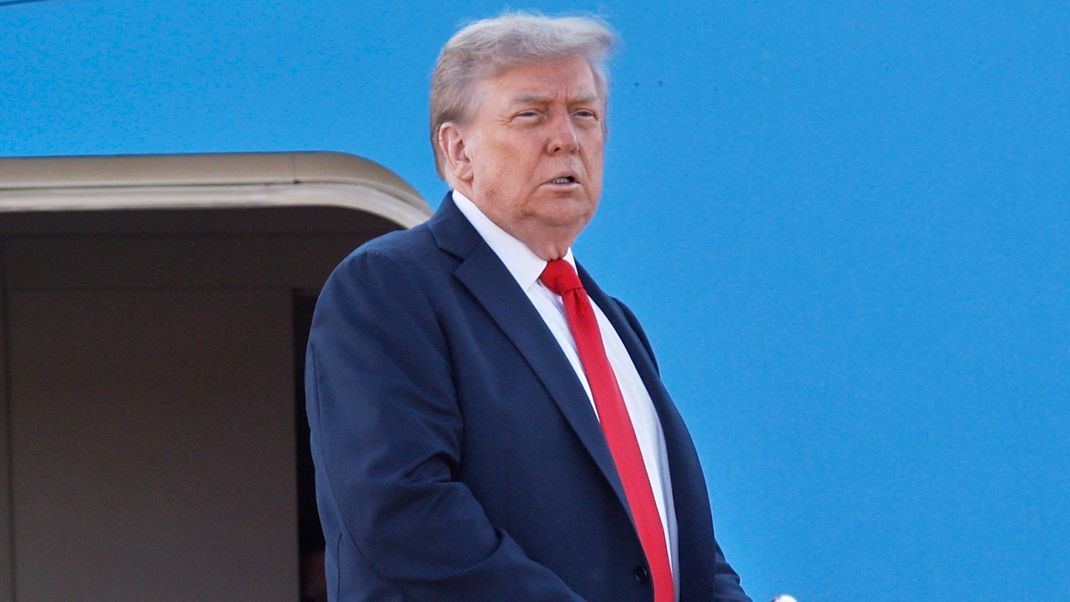 Trump muss 83 Millionen Dollar zahlen.