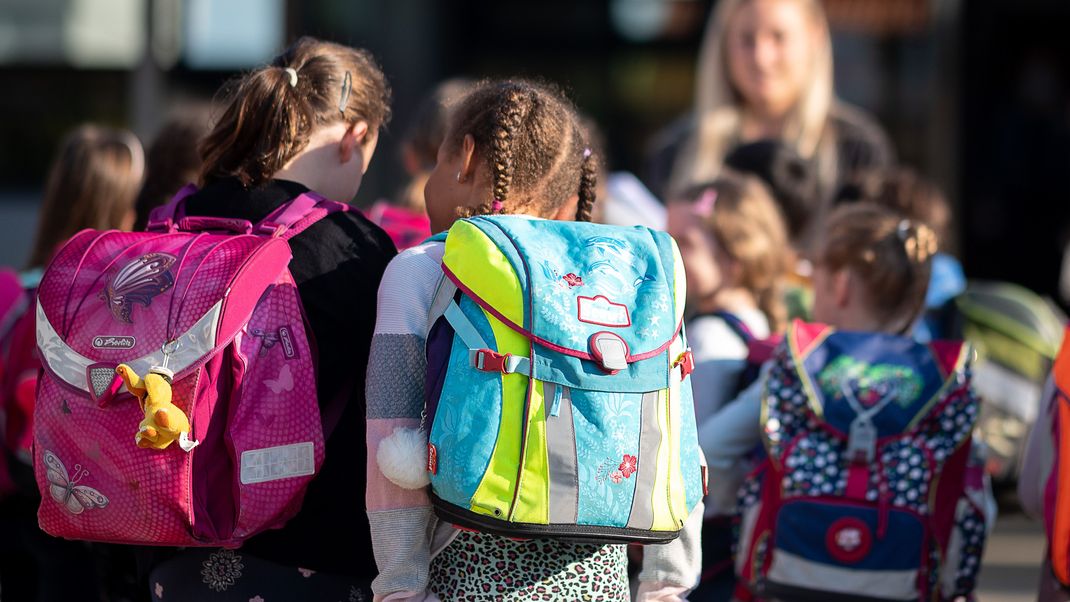 An der Gräfenauschule in Ludwigshafen müssen wohl 40 Erstklässler das Schuljahr wiederholen. (Symbolbild)