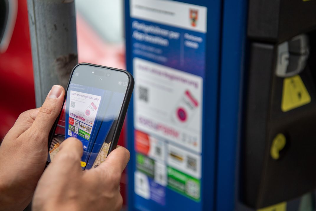 Gefahr per QR-Code: "Quishing" kann auch im öffentlichen Raum lauern.(Symbolbild)