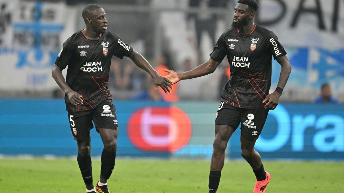 Mendy (l.) spielte zuletzt in Lorient