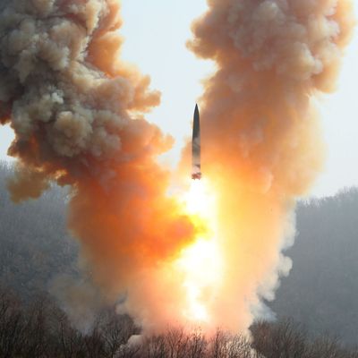 Eine nordkoreanische Rakete beim Start