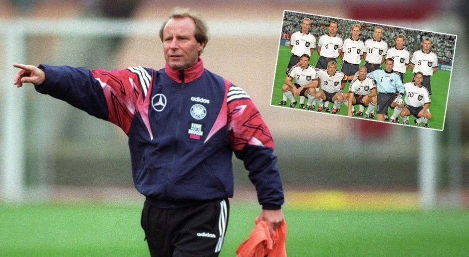 
                <strong>1997: DFB-Team bleibt ungeschlagen</strong><br>
                Zuletzt gelang das dem DFB-Team unter Bundestrainer Berti Vogts. In den neun Partien des turnierfreien Jahres 1997 erreichte die Nationalelf sieben Siege und zwei Unentschieden. Doch wer stand damals eigentlich alles im DFB-Kader? ran.de zeigt die elf Spieler, die 1997 unter Berti Vogts am häufigsten zum Einsatz kamen. Ein Ex-Dortmunder war der Dauerbrenner.
              